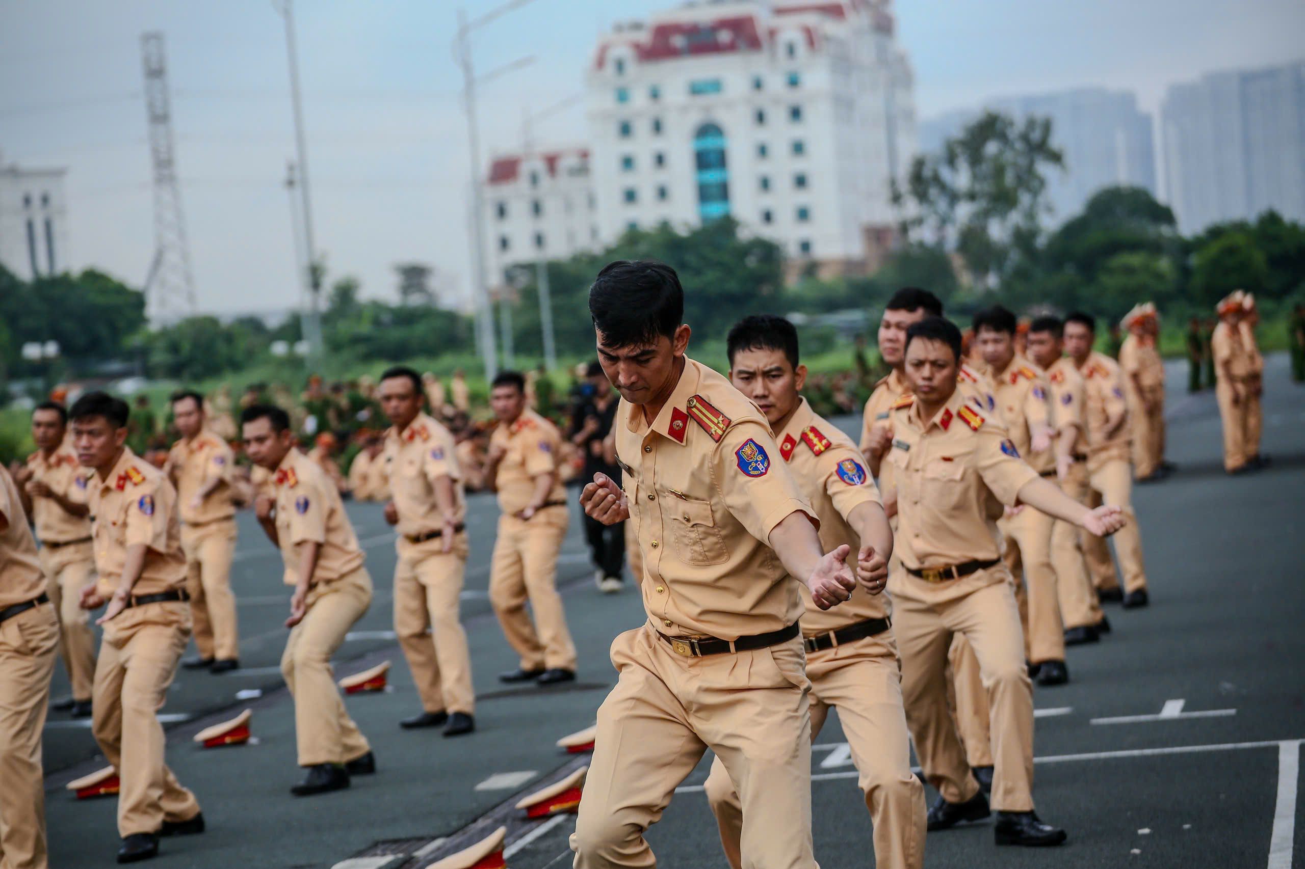 H&agrave; Nội: Hơn 3.000 cảnh s&aacute;t ph&ocirc; diễn điều lệnh, qu&acirc;n sự v&agrave; v&otilde; thuật  - Ảnh 8.