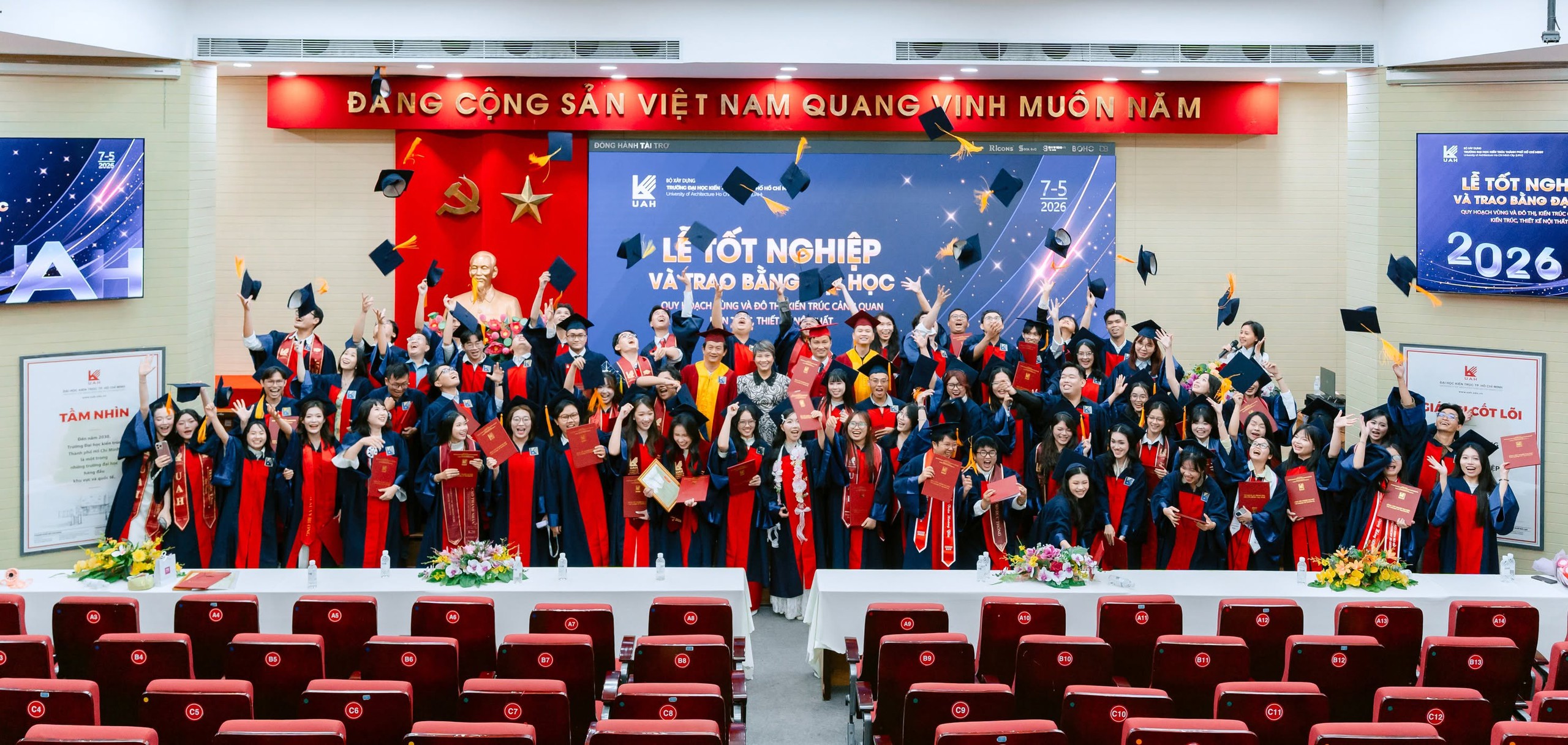 Thiết kế đồ họa đứng đầu điểm chuẩn Đại học Kiến tr&uacute;c TP.HCM 2026 - Ảnh 1.