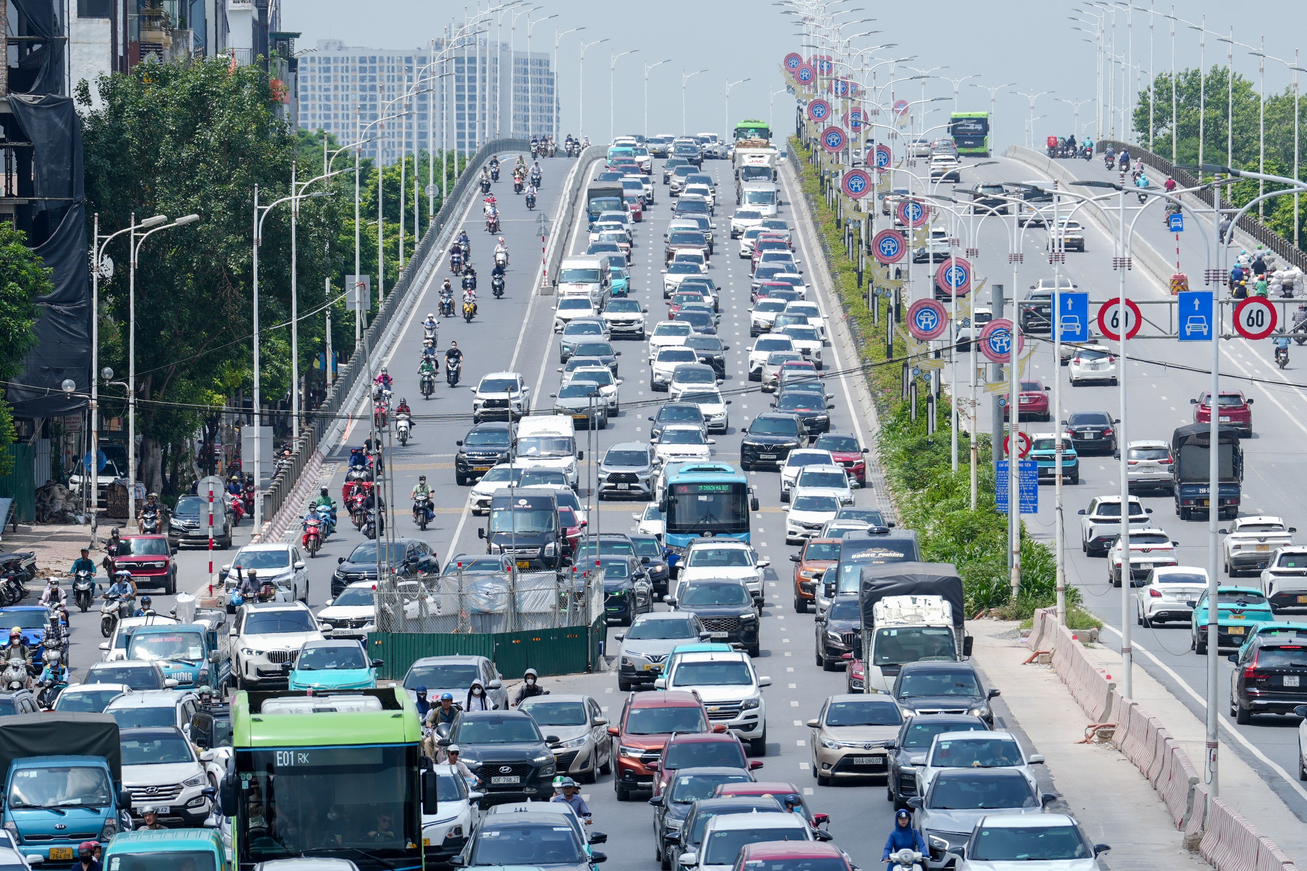 Toàn cảnh công trường hầm chui Cổ Linh sau 9 tháng thi công - Ảnh 10.