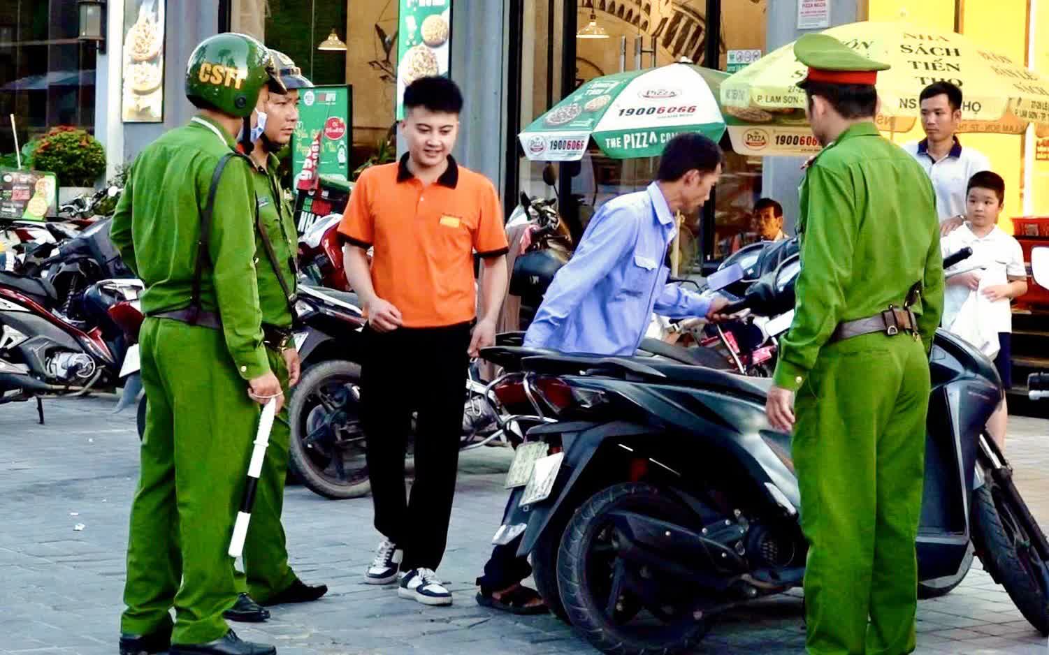 Quảng Ninh y&ecirc;u cầu xử l&yacute; tồn tại tại khu đ&ocirc; thị mới Cao Xanh - H&agrave; Kh&aacute;nh C - Ảnh 3.