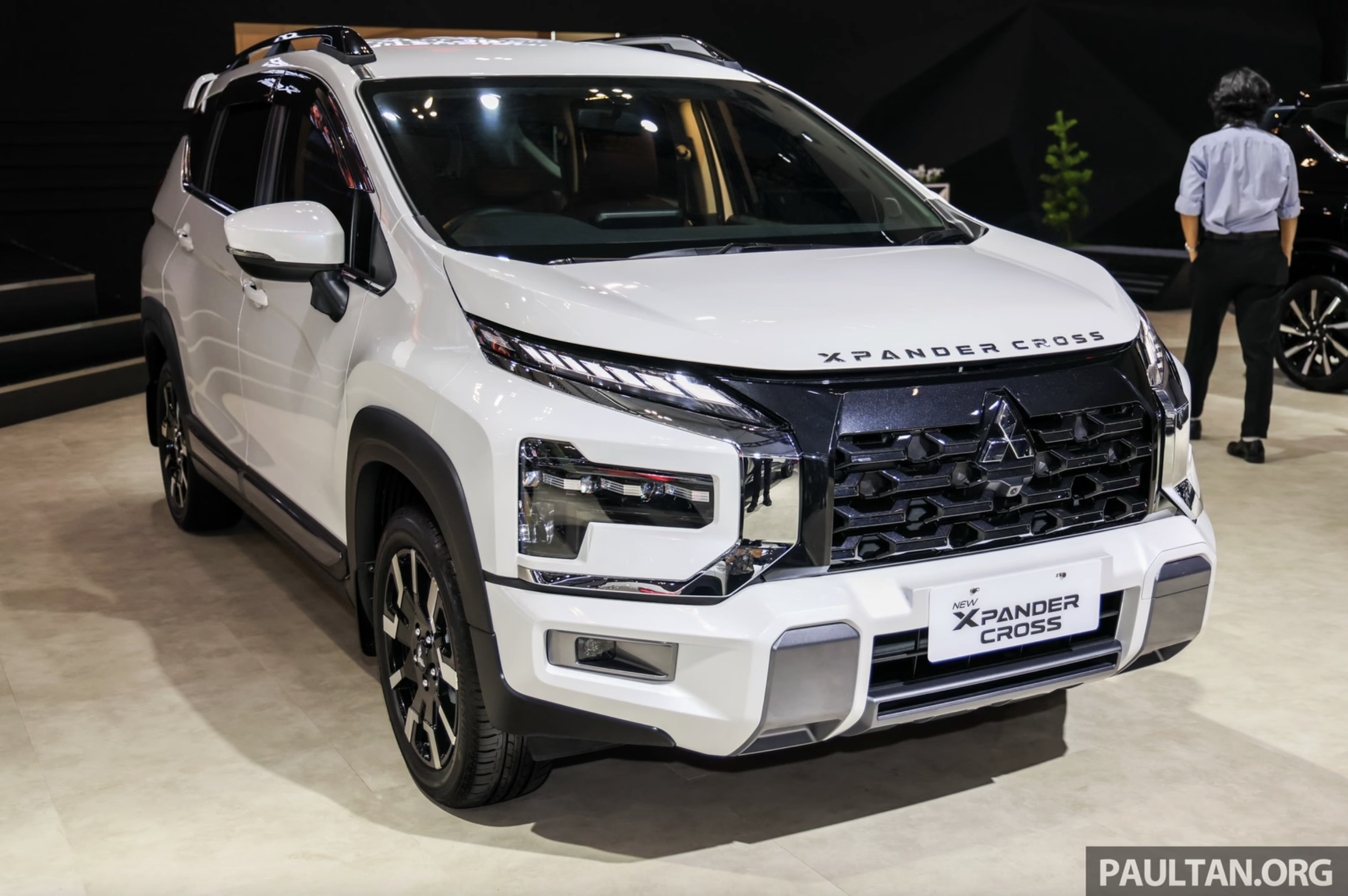 Mitsubishi Xpander bản nâng cấp ra mắt tại Indonesia - Ảnh 4.