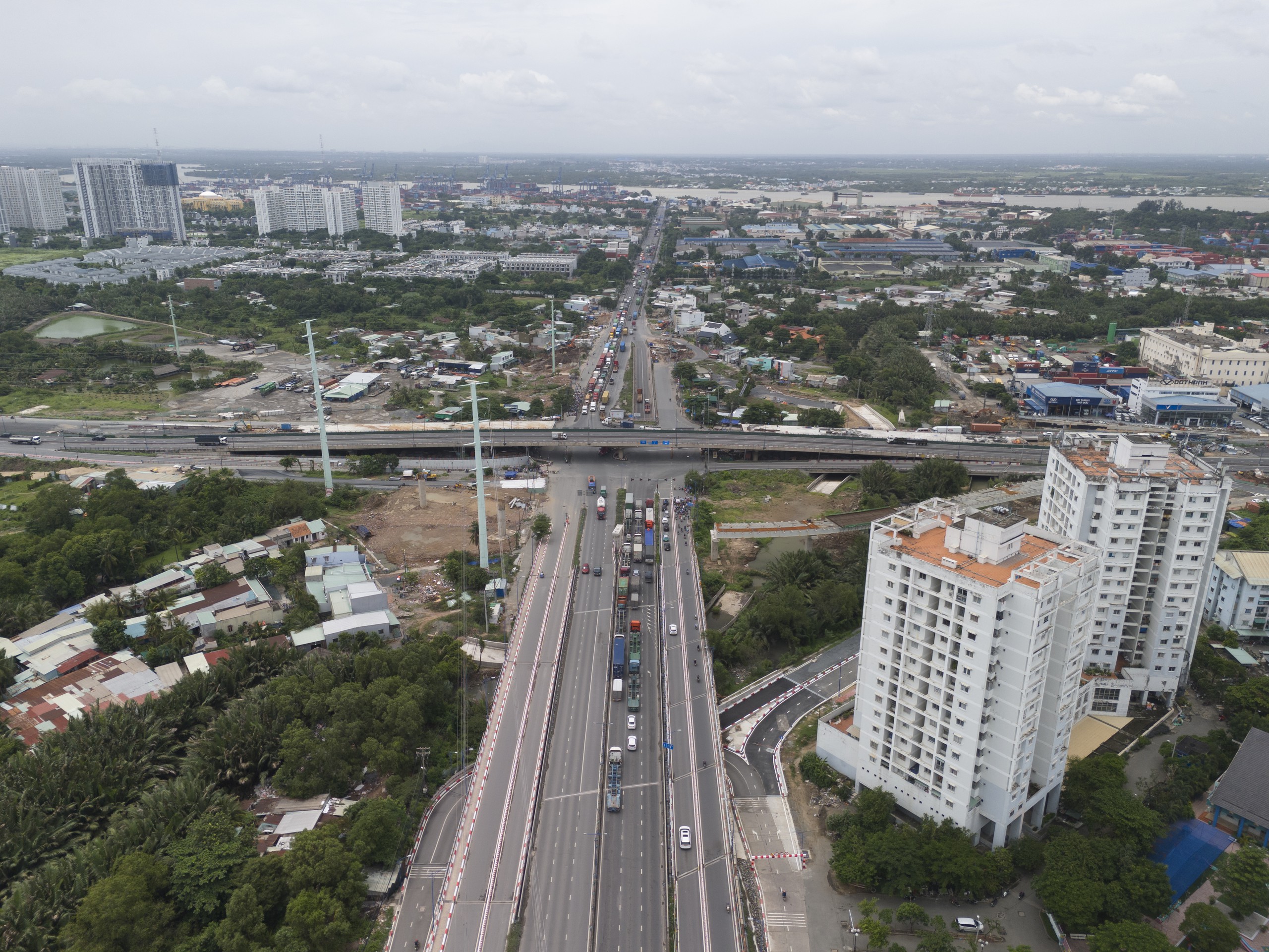 Nút giao Mỹ Thủy: Gần 10 năm triển khai, vẫn chưa về đích - Ảnh 2.