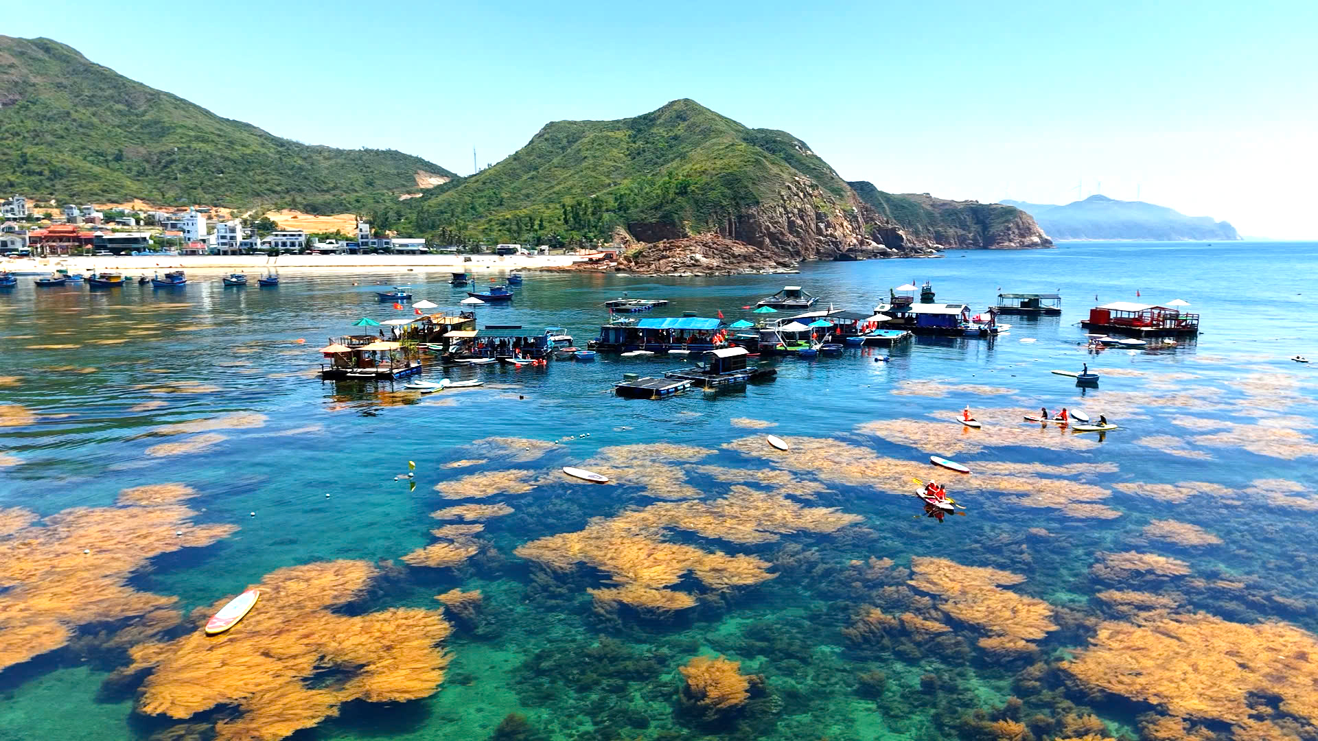 B&aacute;o X&acirc;y dựng tổ chức Hội thảo Hạ tầng li&ecirc;n kết ph&aacute;t triển du lịch miền Trung - T&acirc;y Nguy&ecirc;n - Ảnh 2.