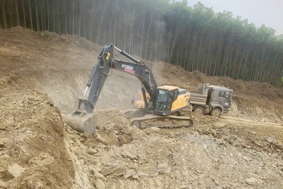Ba tuyến kết nối sân bay Long Thành tăng tốc sau một tháng khởi công - Ảnh 2.