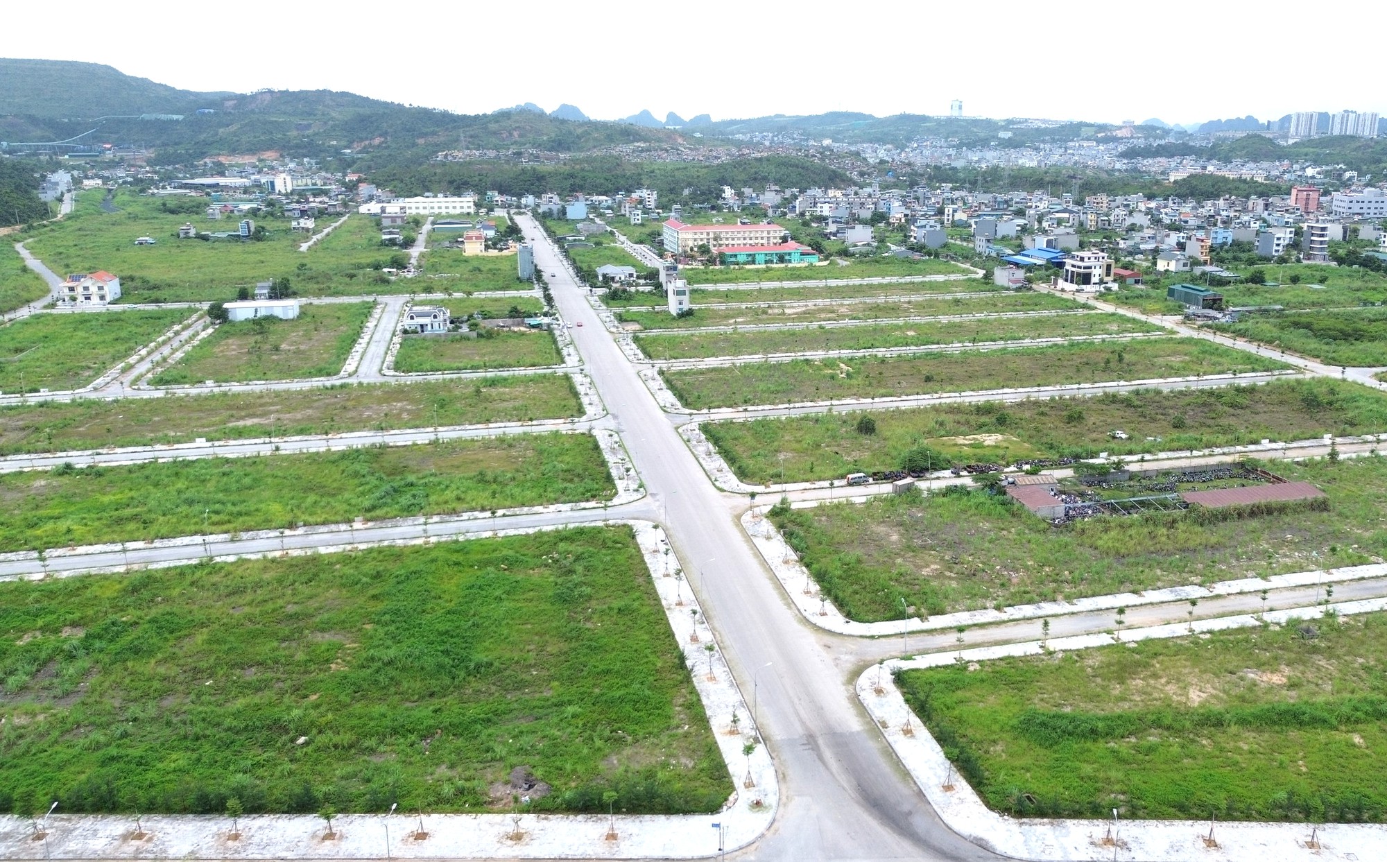 Quảng Ninh y&ecirc;u cầu xử l&yacute; tồn tại tại khu đ&ocirc; thị mới Cao Xanh - H&agrave; Kh&aacute;nh C - Ảnh 1.