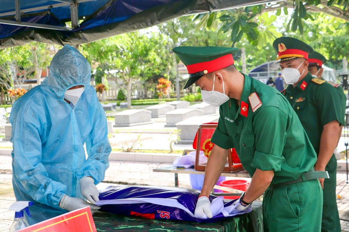 Viện Khoa học h&igrave;nh sự tiếp nhận 471 mẫu h&agrave;i cốt liệt sĩ phục vụ gi&aacute;m định ADN - Ảnh 2.