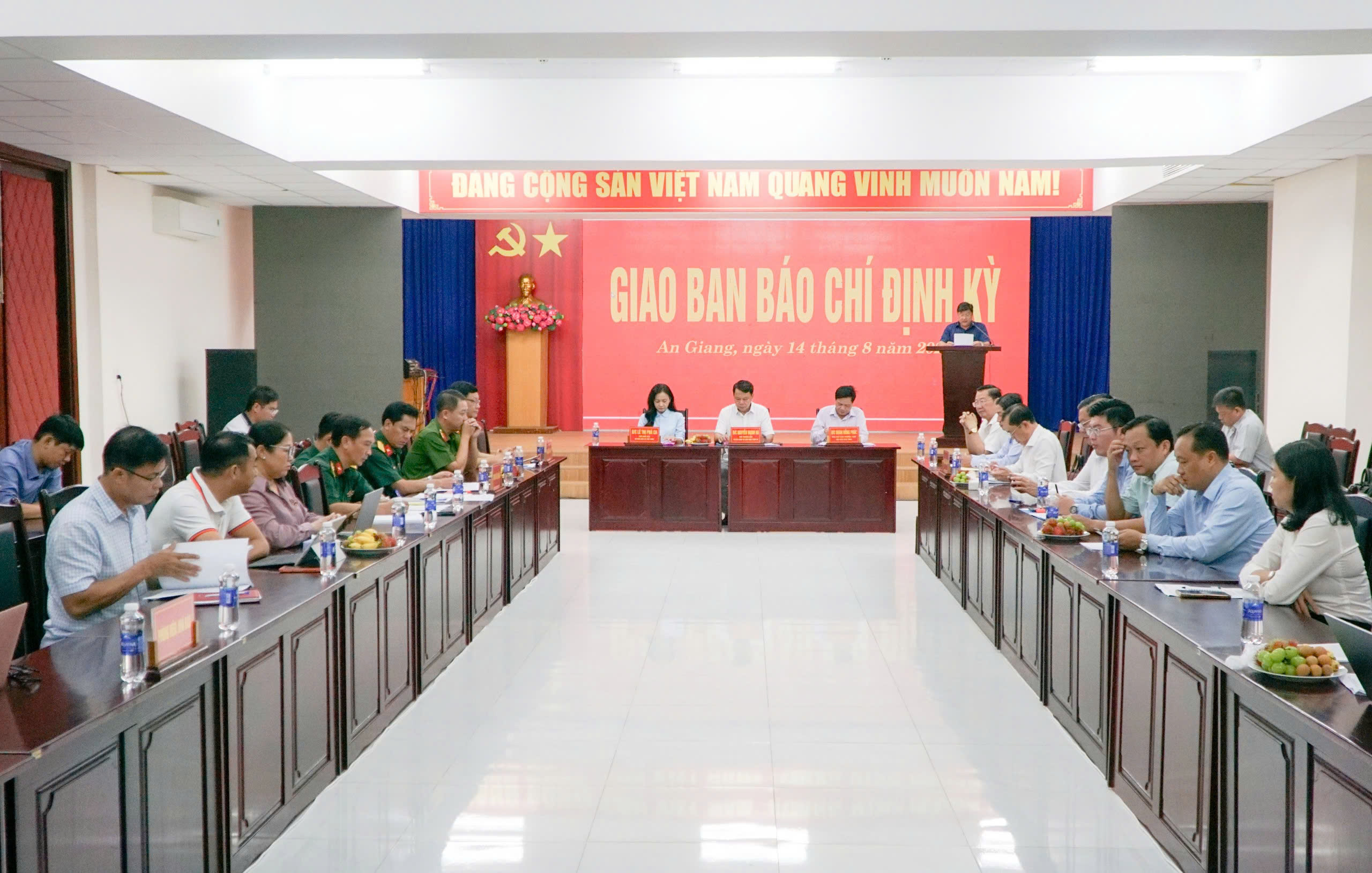 An Giang chuẩn bị kh&aacute;nh th&agrave;nh 3 trường phổ th&ocirc;ng nội tr&uacute; v&ugrave;ng bi&ecirc;n giới - Ảnh 1.