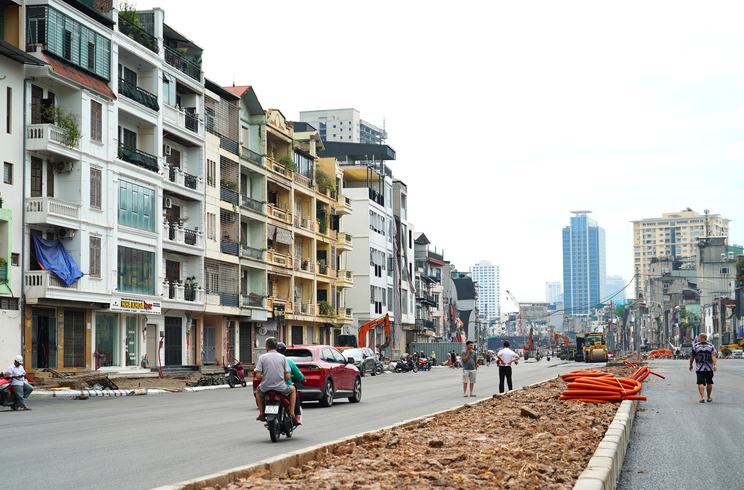 V&agrave;nh đai 1 đoạn Ho&agrave;ng Cầu- Voi Phục tăng tốc về đ&iacute;ch trước 2/9 - Ảnh 15.