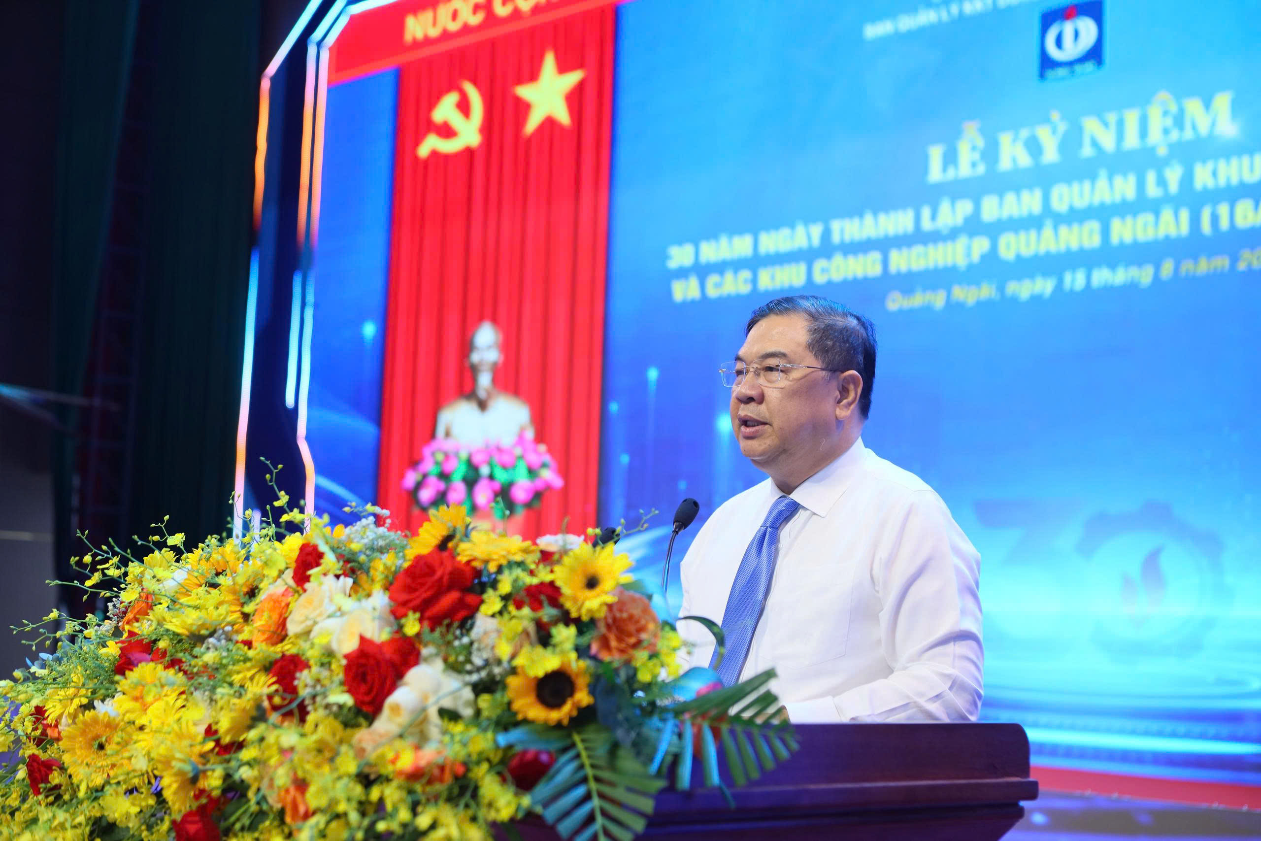 Ph&oacute; Thủ tướng: Tối ưu h&oacute;a hạ tầng giao th&ocirc;ng tốc độ cao li&ecirc;n v&ugrave;ng, kết nối Dung Quất - Ảnh 1.