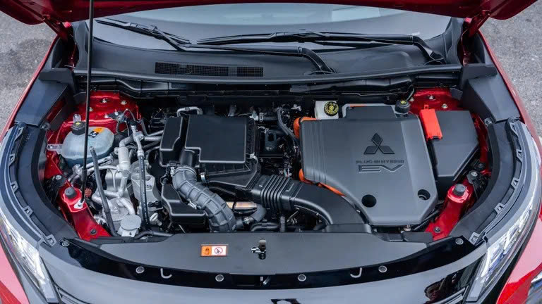 Mitsubishi Outlander PHEV 2026 chạy điện khoảng 72 km - Ảnh 2.
