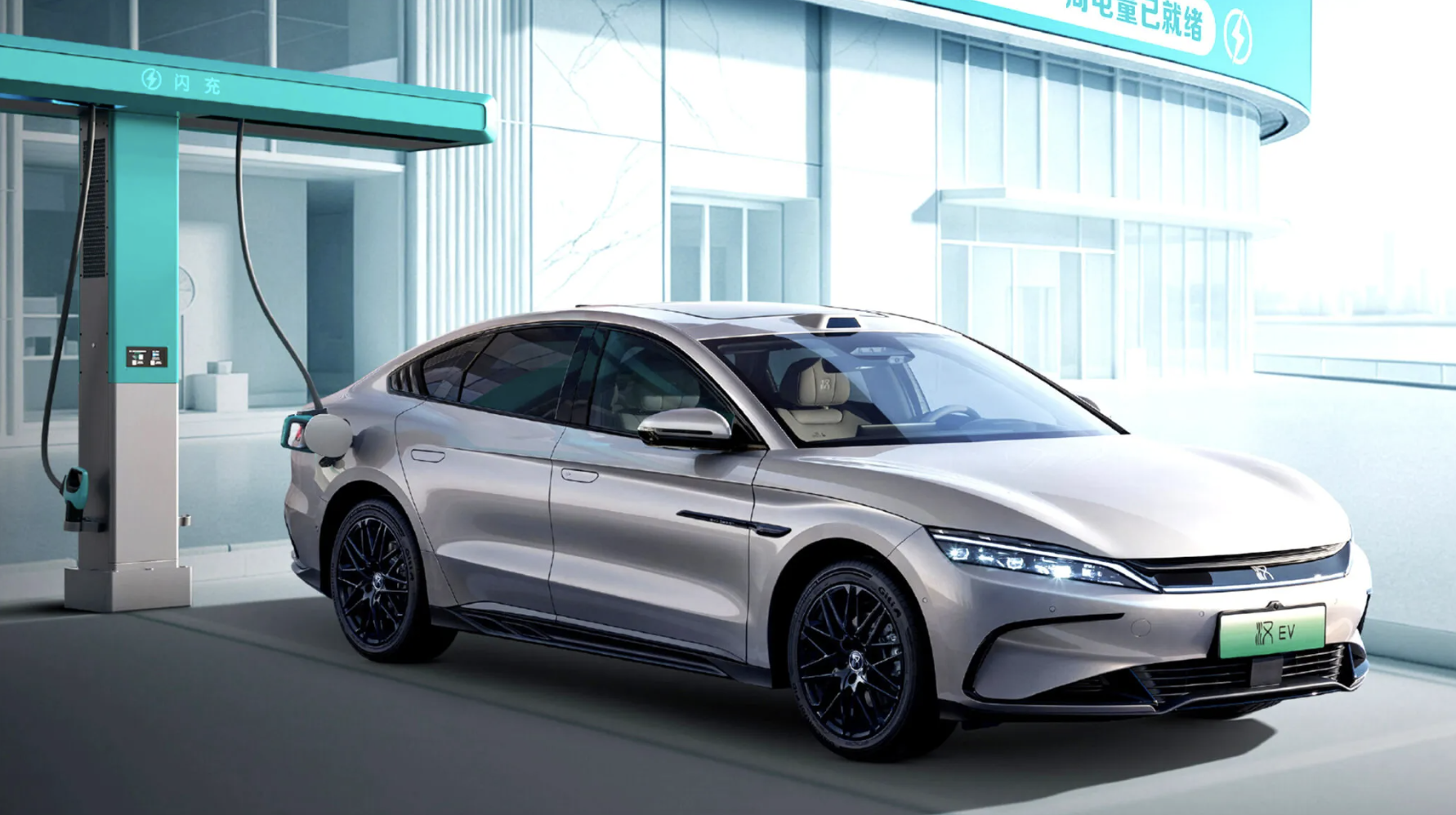 BYD có trạm sạc nhanh mới tại Anh, gần đầy pin trong 9 phút - Ảnh 1.