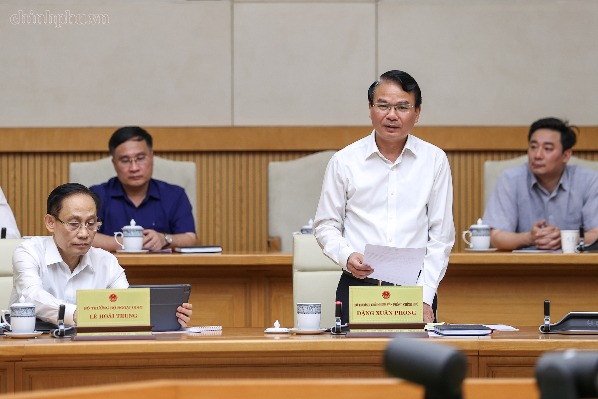 Thủ tướng chủ tr&igrave; phi&ecirc;n họp Ch&iacute;nh phủ về 12 dự &aacute;n luật, nghị quyết quan trọng dự kiến tr&igrave;nh Quốc hội - Ảnh 3.