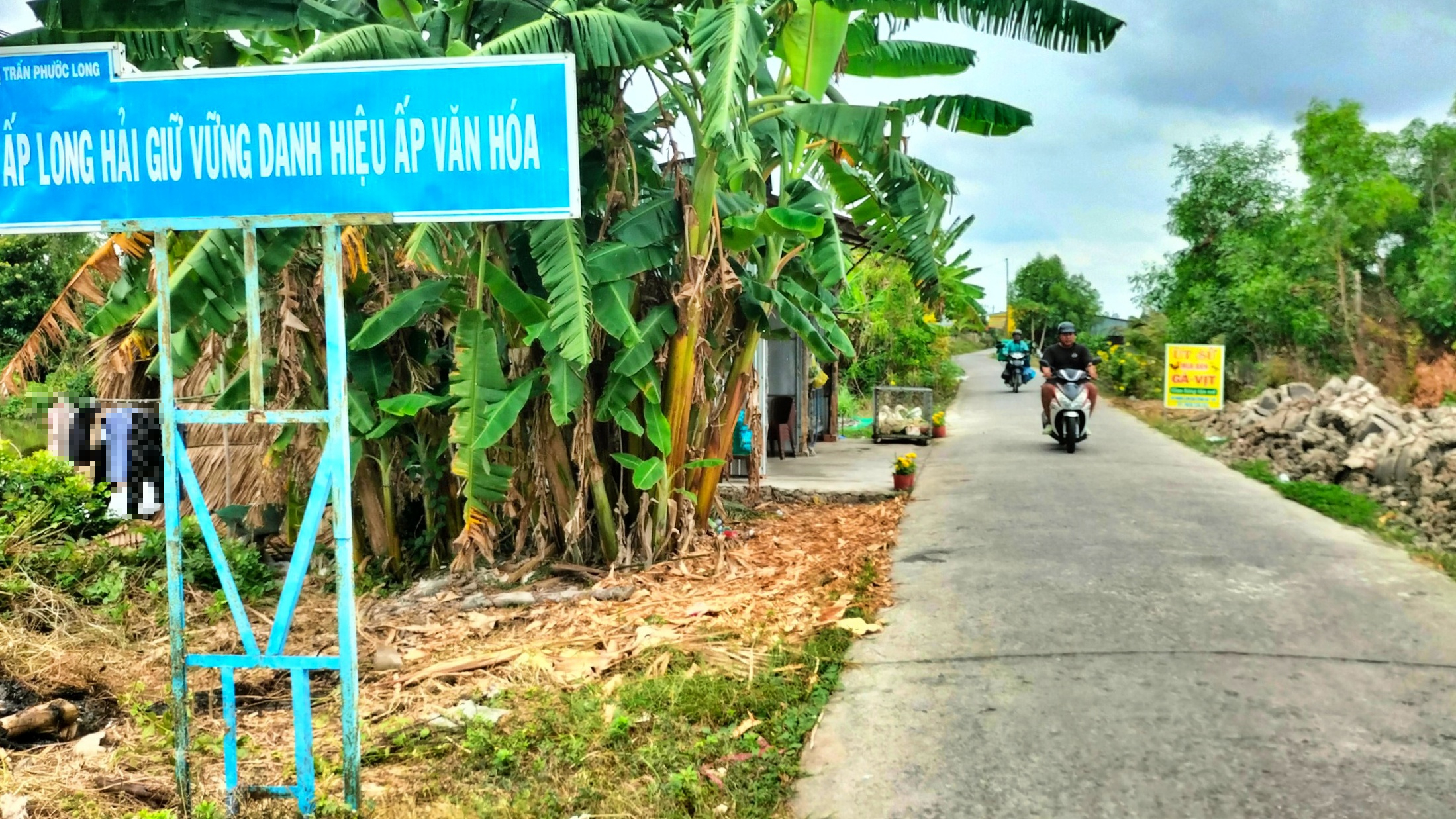 Xây dựng nông thôn mới: Cà Mau ưu tiên hạ tầng giao thông và thích ứng biến đổi khí hậu - Ảnh 2.