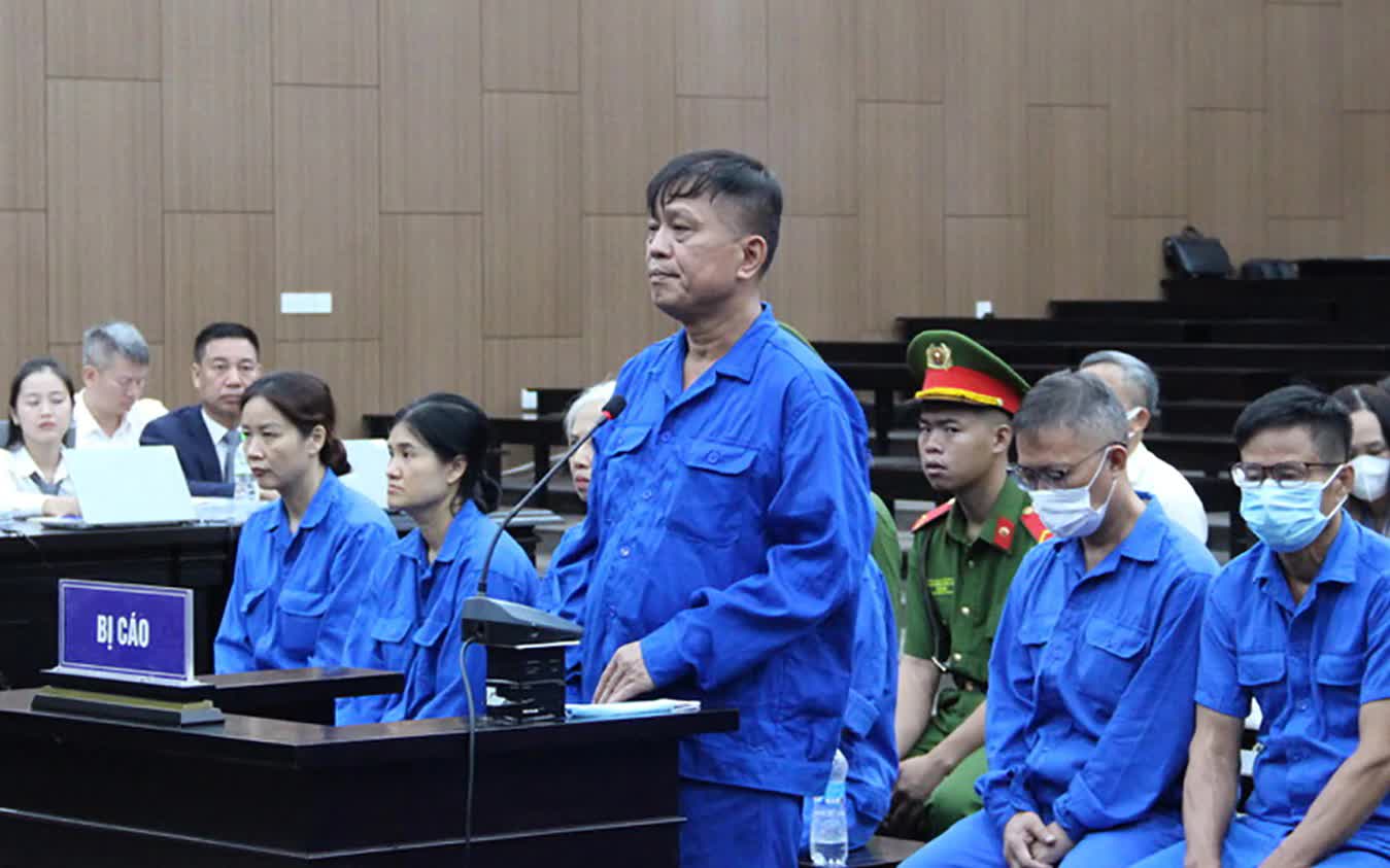 Vụ cựu thứ trưởng Nguyễn B&aacute; Hoan: Gia đ&igrave;nh một bị c&aacute;o nộp khắc phục hơn 240 tỷ đồng - Ảnh 3.