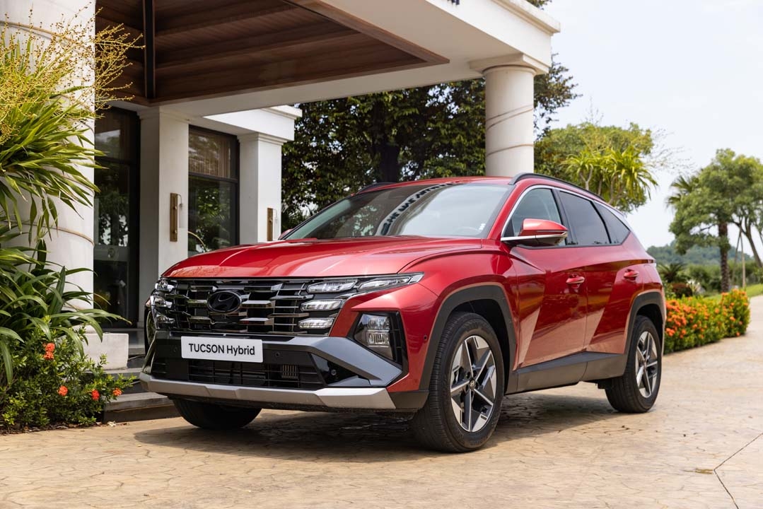 Hé lộ mức tiêu thụ nhiên liệu Hyundai Tucson hybrid sắp bán tại Việt Nam - Ảnh 1.