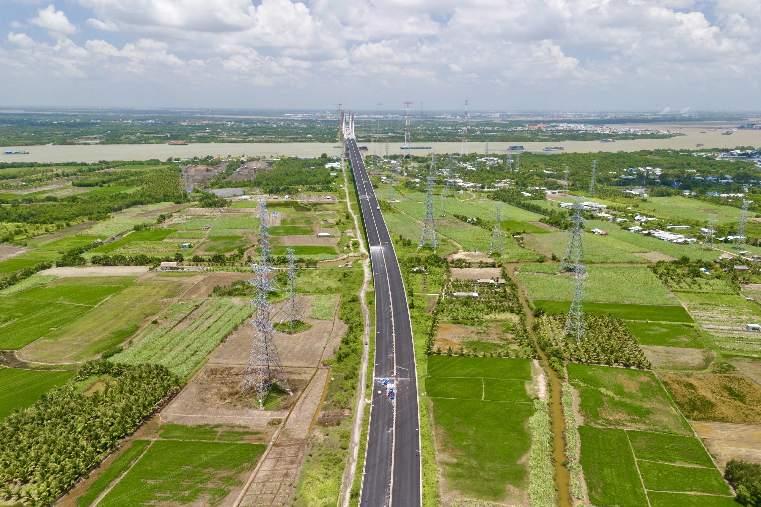 Cầu Phước Khánh bắc qua sông Lòng Tàu đã nối liền một dải - Ảnh 6.