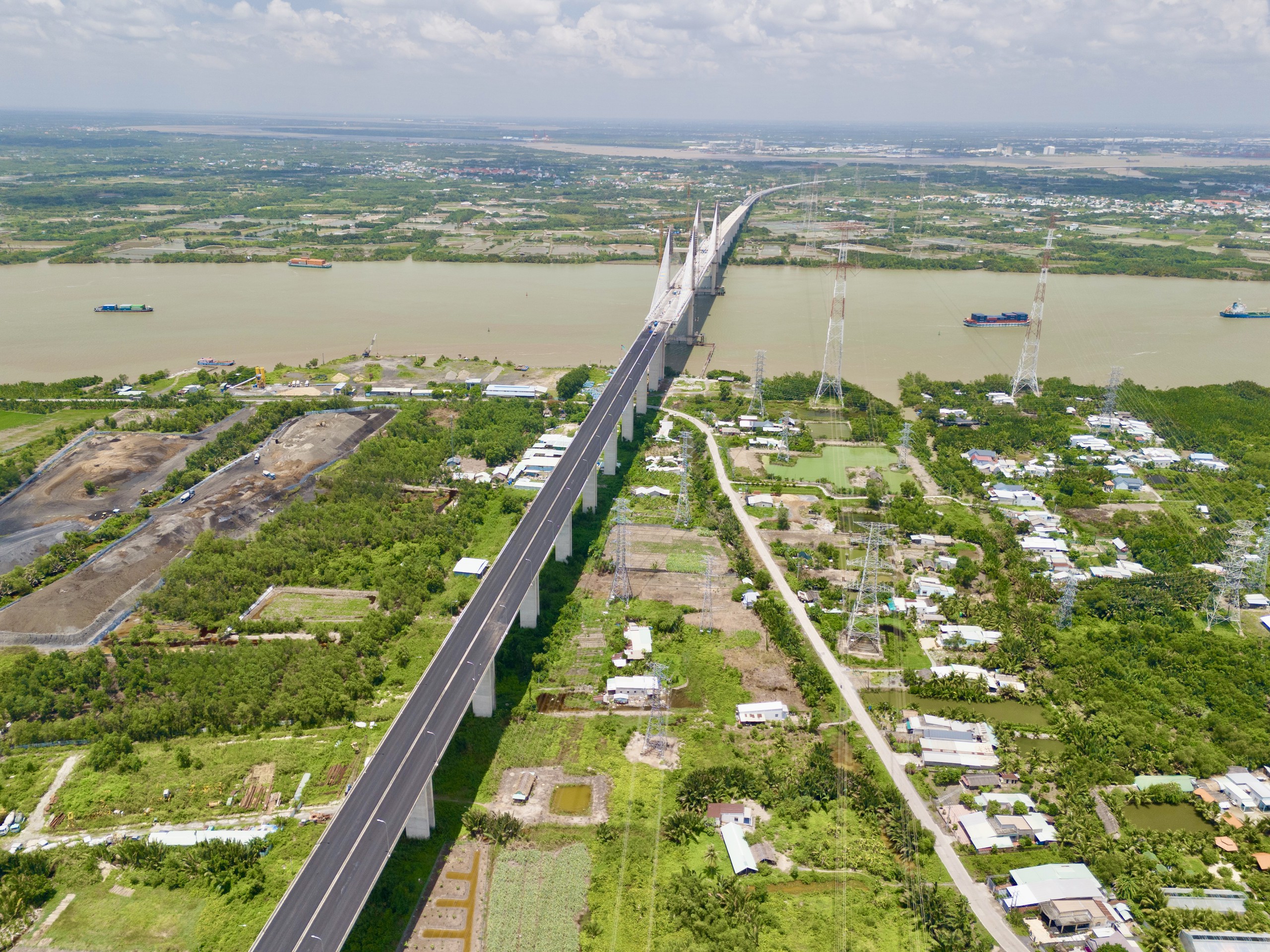 Cầu Phước Khánh bắc qua sông Lòng Tàu đã nối liền một dải - Ảnh 5.