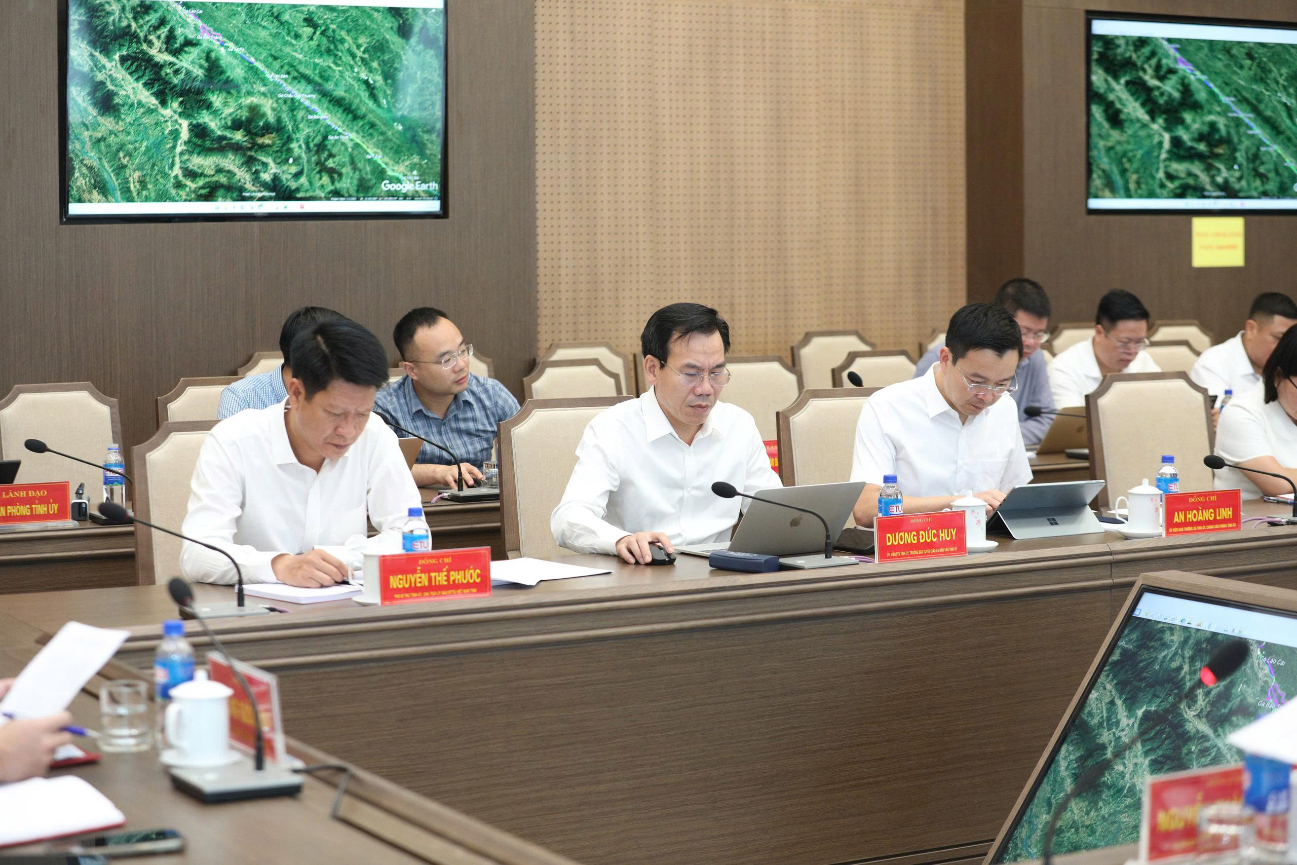 Lào Cai: Đẩy nhanh giải phóng mặt bằng dự án đường sắt Lào Cai - Hà Nội - Hải Phòng - Ảnh 3.