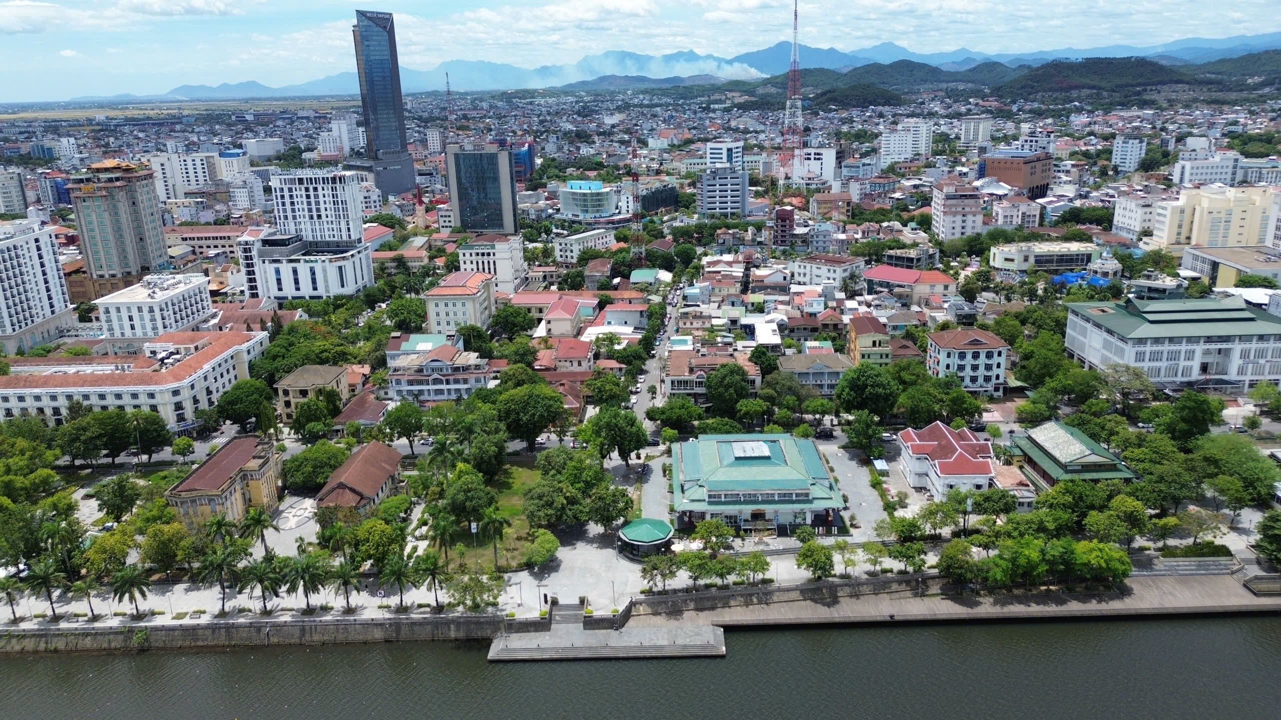 Hàng loạt khu “đất vàng” ở Huế được đưa ra đấu giá để xây khách sạn cao cấp - Ảnh 9.