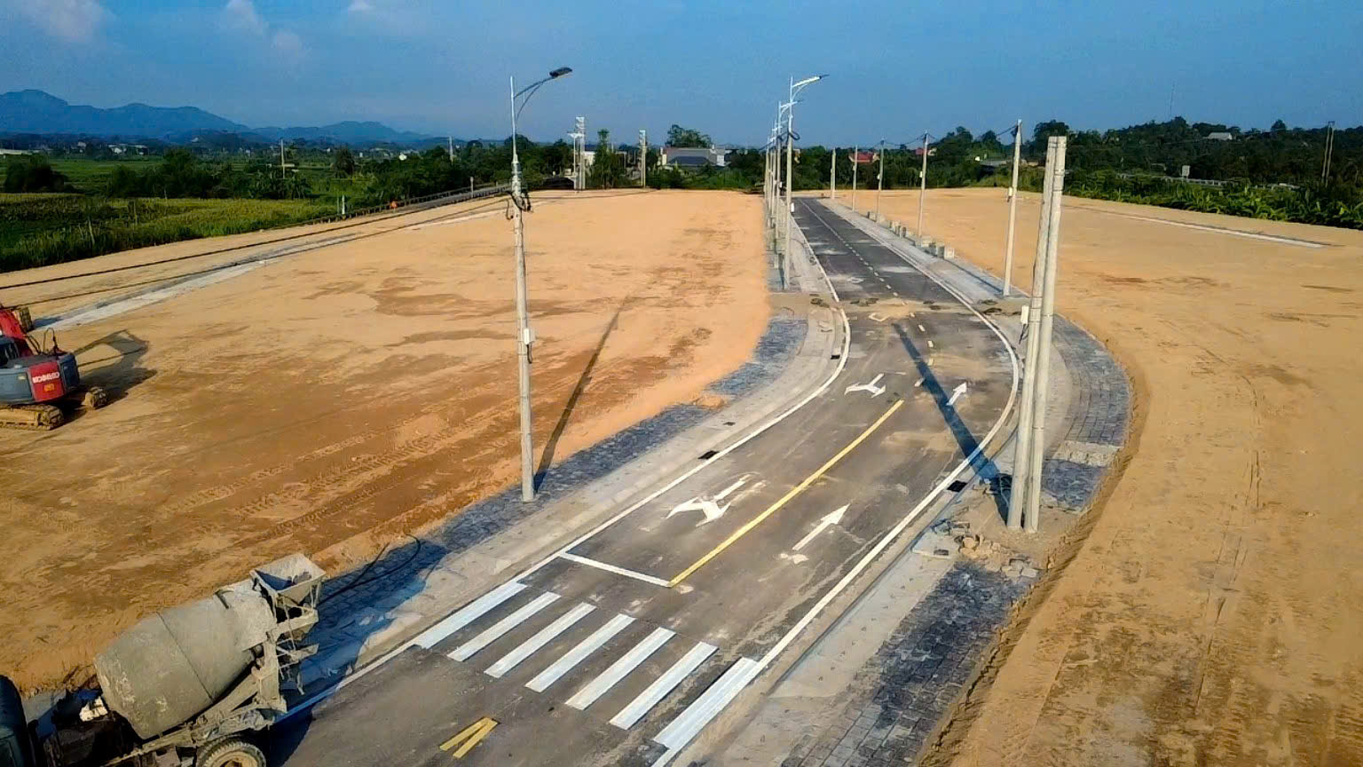 Lào Cai: Đẩy nhanh giải phóng mặt bằng dự án đường sắt Lào Cai - Hà Nội - Hải Phòng - Ảnh 11.