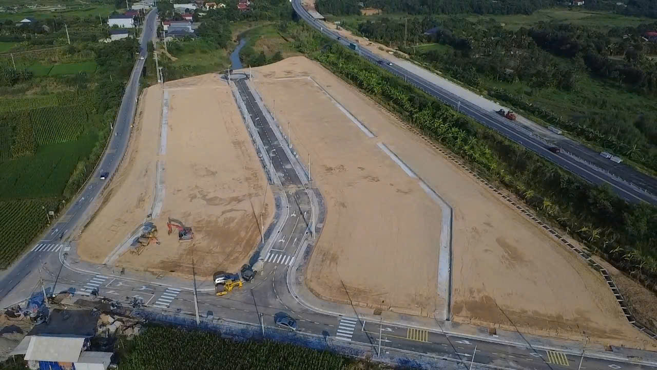 Lào Cai: Đẩy nhanh giải phóng mặt bằng dự án đường sắt Lào Cai - Hà Nội - Hải Phòng - Ảnh 10.