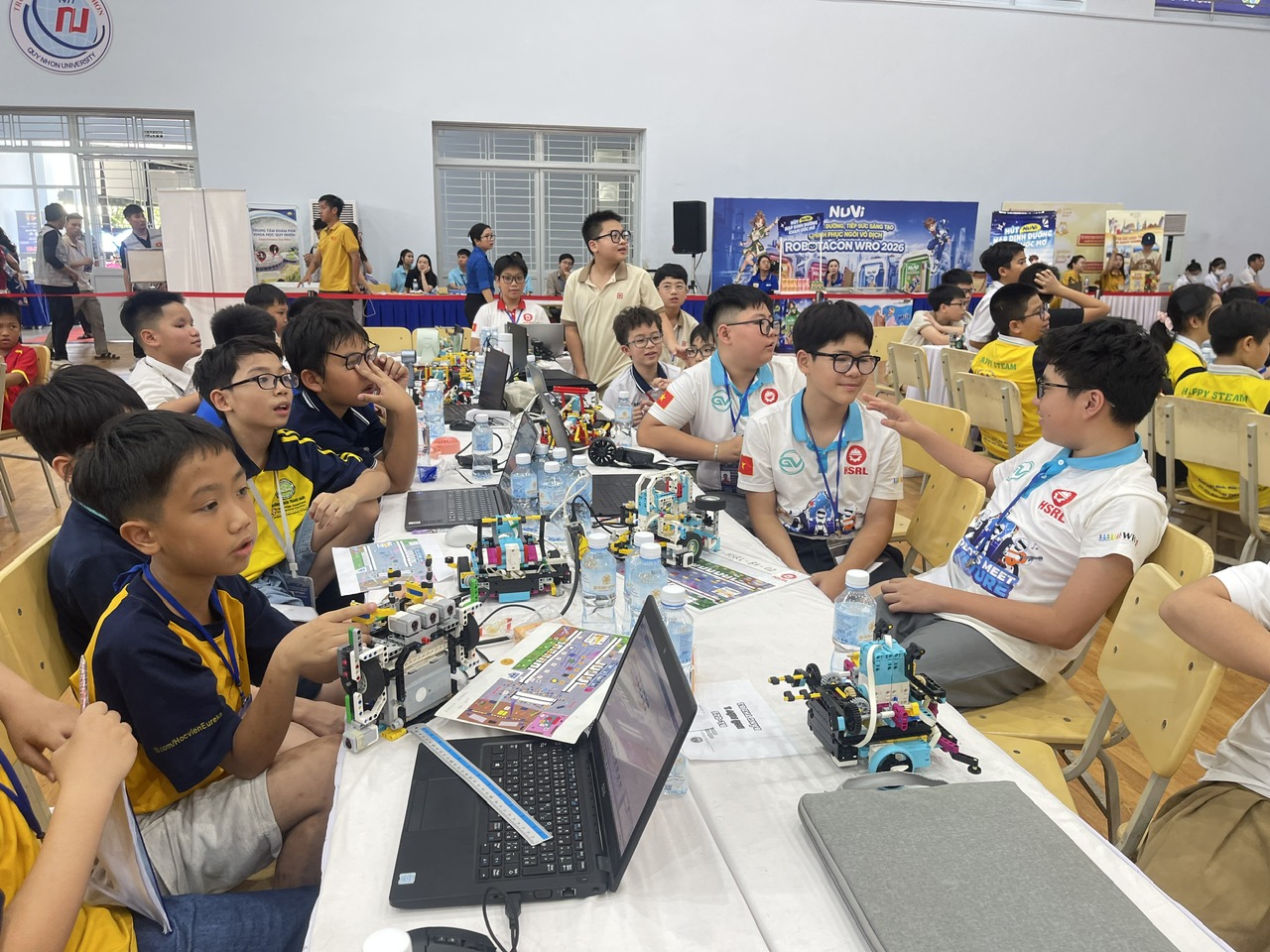 Gần 500 "chiến binh c&ocirc;ng nghệ" tranh 44 v&eacute; ra thế giới tại Robotacon Wro 2026 - Ảnh 3.