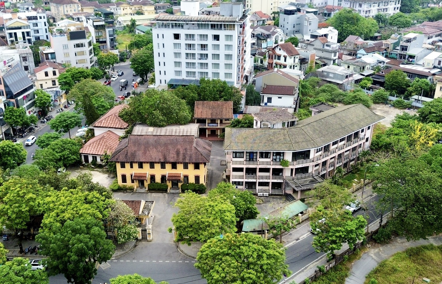 Huế: Tiếp tục đấu gi&aacute; khu đất &ldquo;v&agrave;ng&rdquo; 7.000m2 x&acirc;y kh&aacute;ch sạn cao cấp - Ảnh 1.