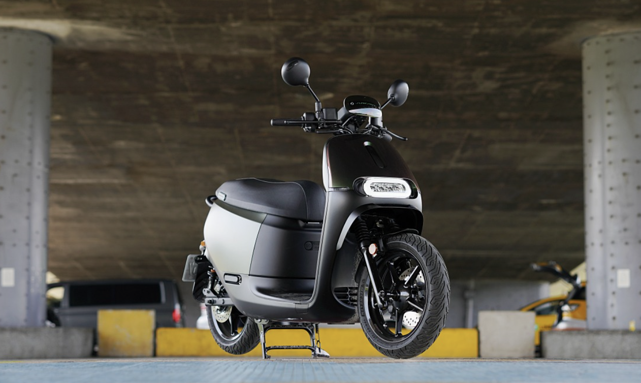 Xe máy điện Gogoro mới sắp bán tại Việt Nam - Ảnh 1.
