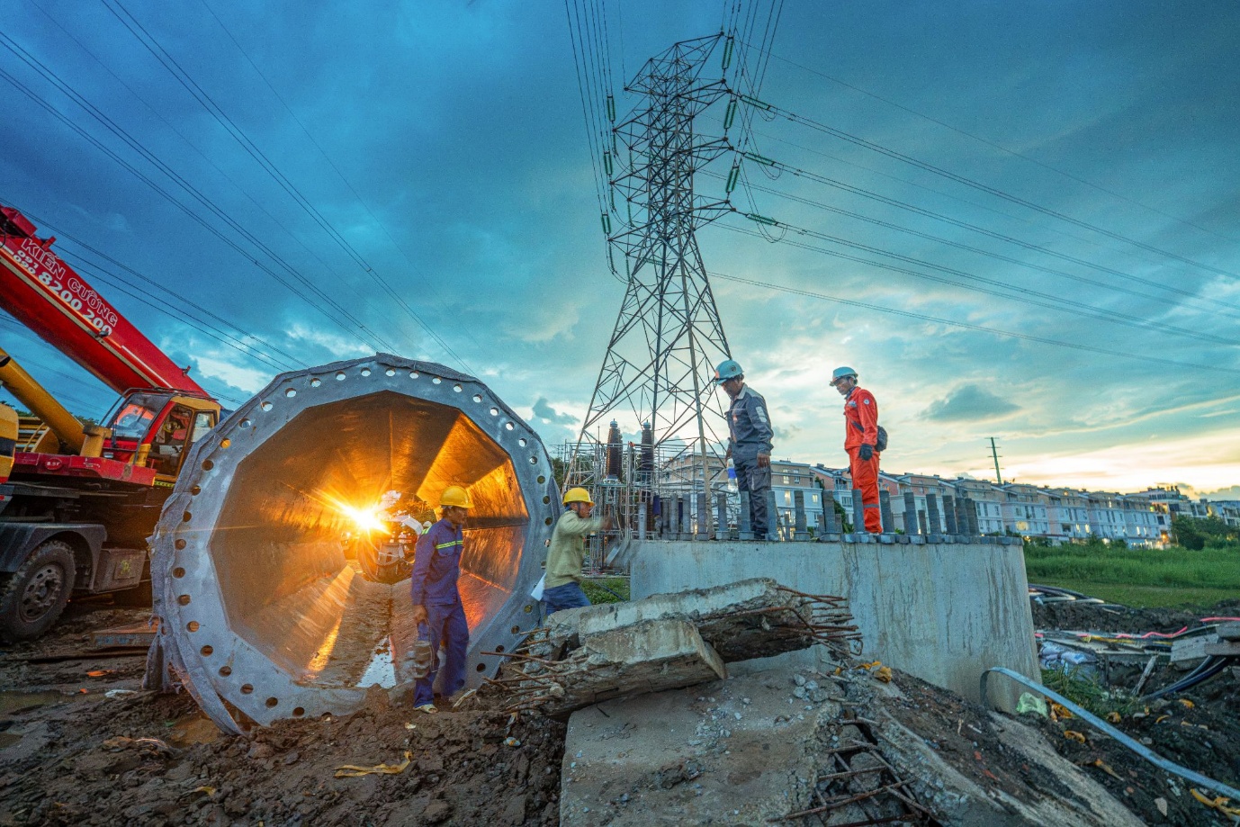 Ph&uacute; Long ho&agrave;n th&agrave;nh tuyến điện ngầm 220kV Nh&agrave; B&egrave; &ndash; Tao Đ&agrave;n sau 8 th&aacute;ng thi c&ocirc;ng - Ảnh 5.