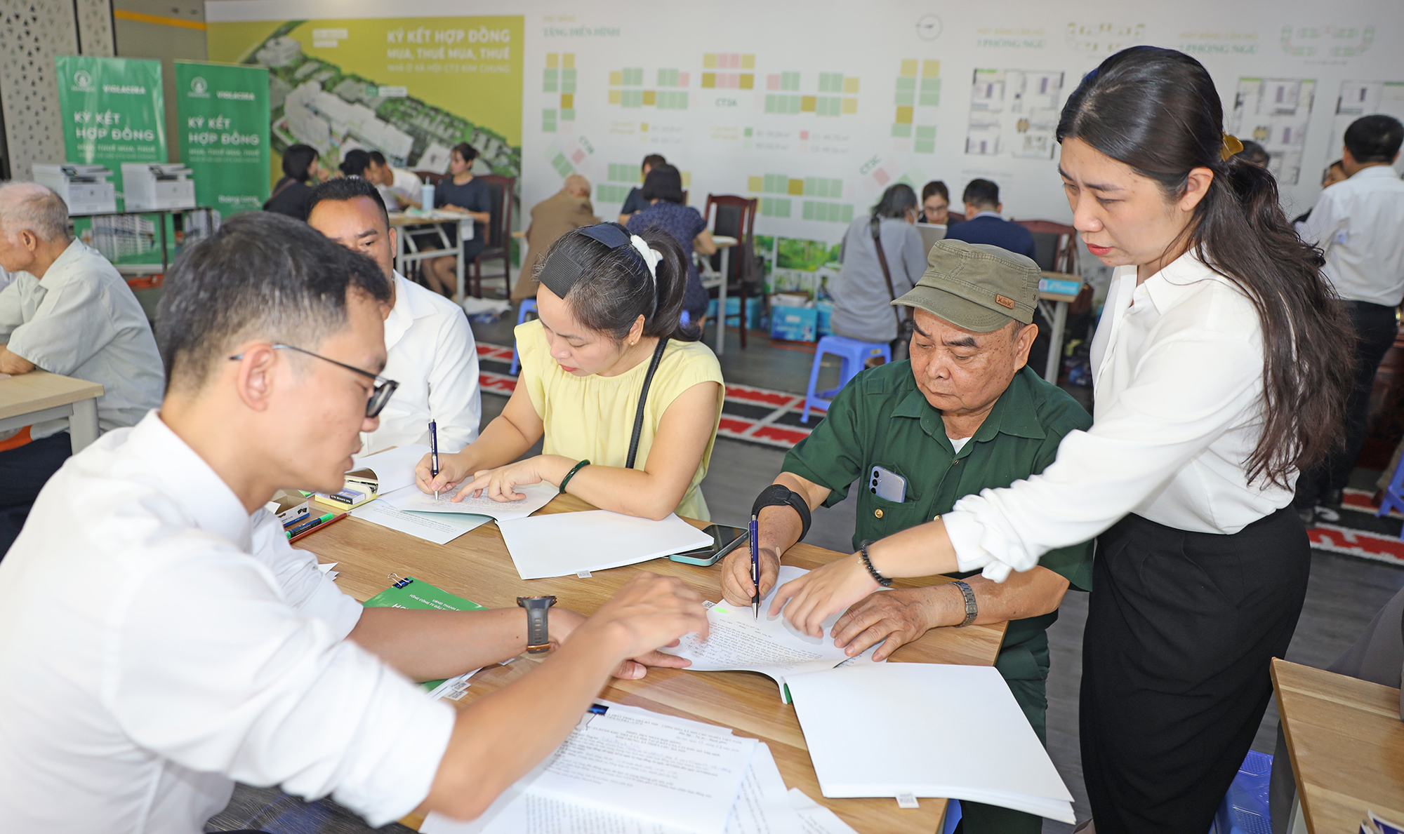Dồn lực hoàn thành gần 160.000 căn nhà ở xã hội - Ảnh 2.