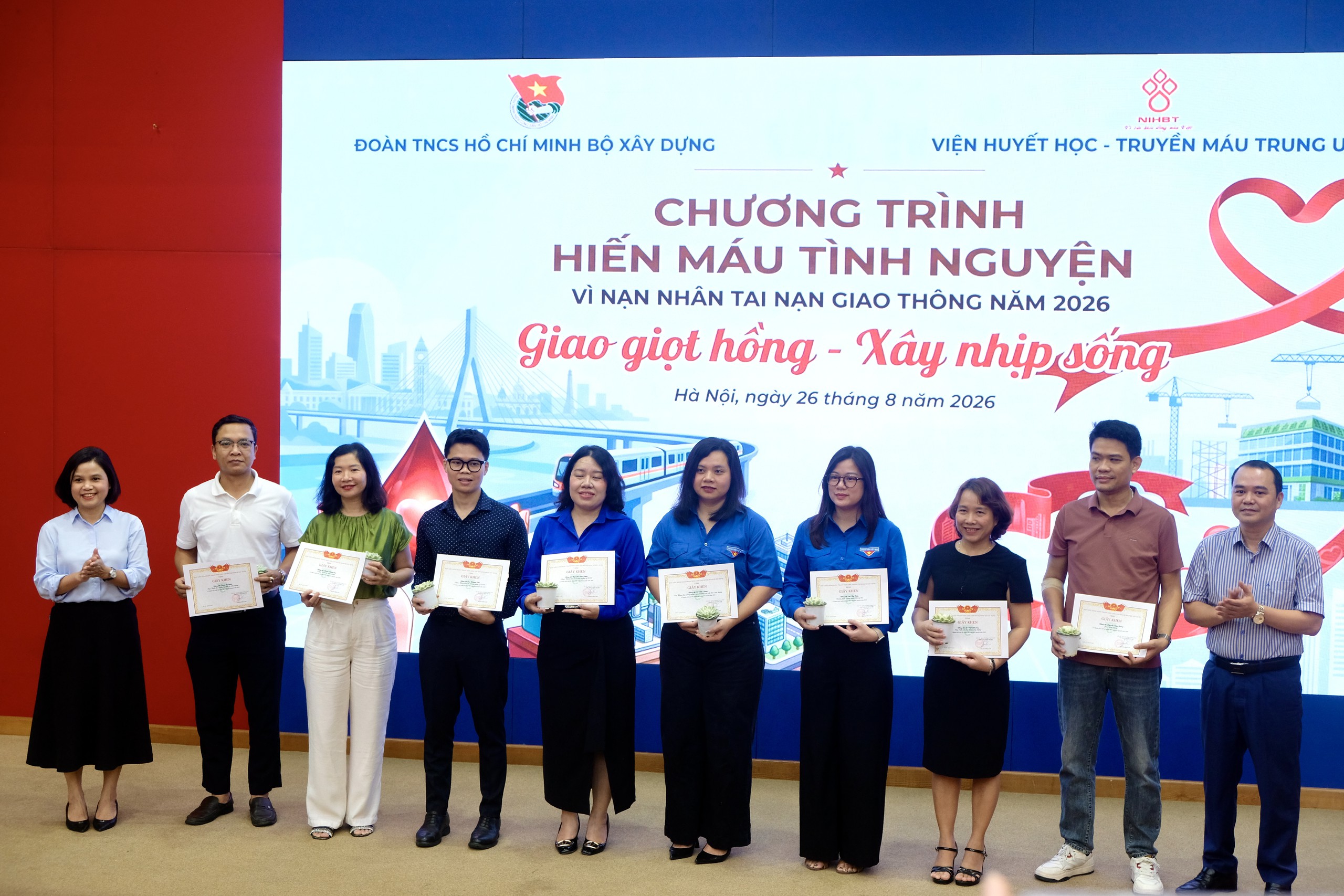Tuổi trẻ Bộ X&acirc;y dựng lan tỏa nghĩa t&igrave;nh qua những giọt m&aacute;u hồng - Ảnh 4.