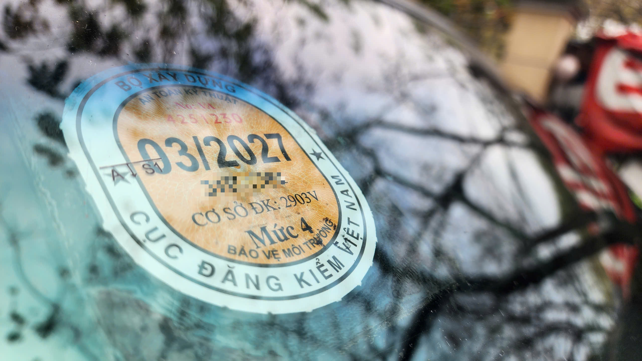 Mất tem đăng kiểm, thủ tục cấp lại ra sao? - Ảnh 1.