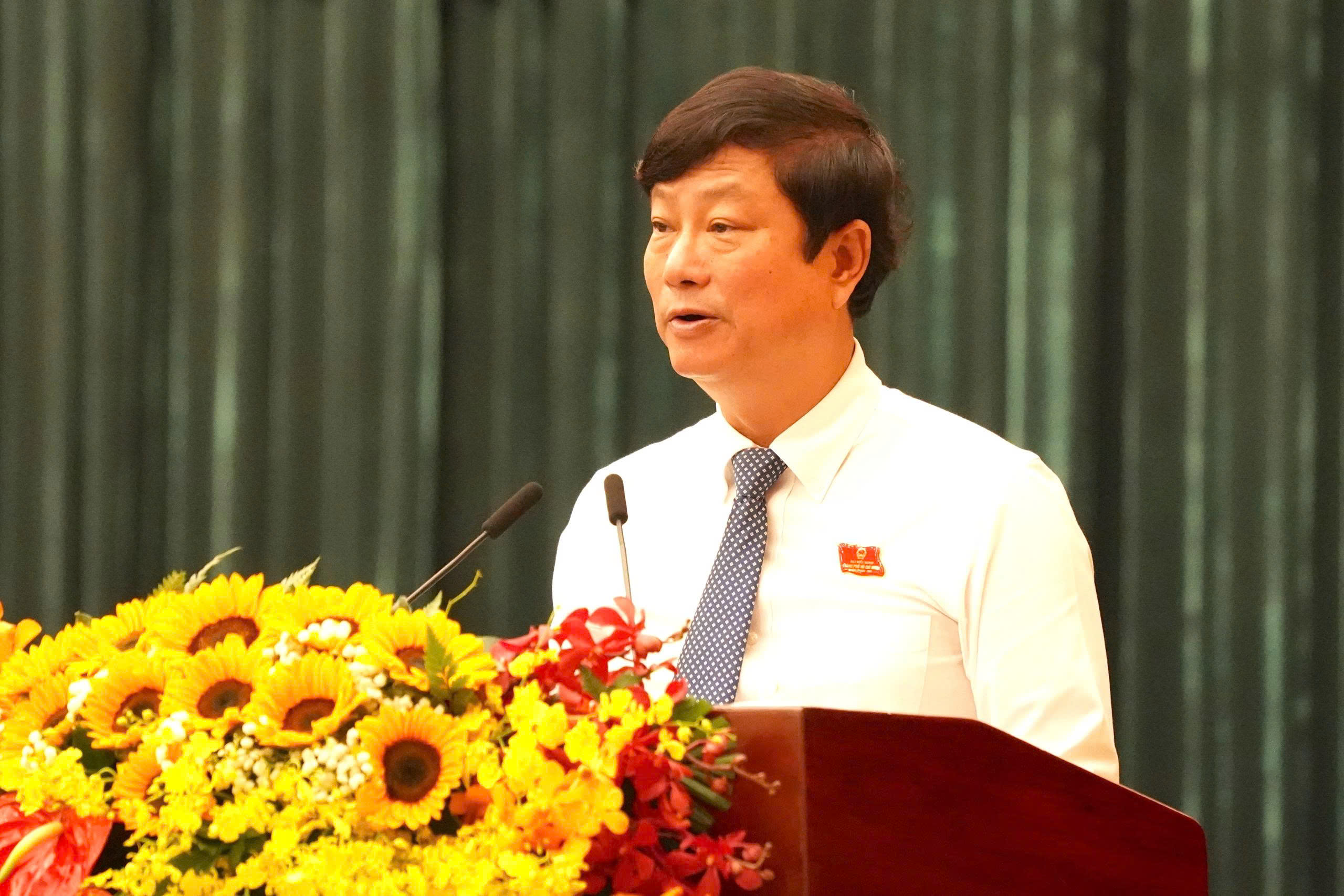 TP.HCM xem xét loạt cơ chế về đất đai, đầu tư, hạ tầng đô thị - Ảnh 1.