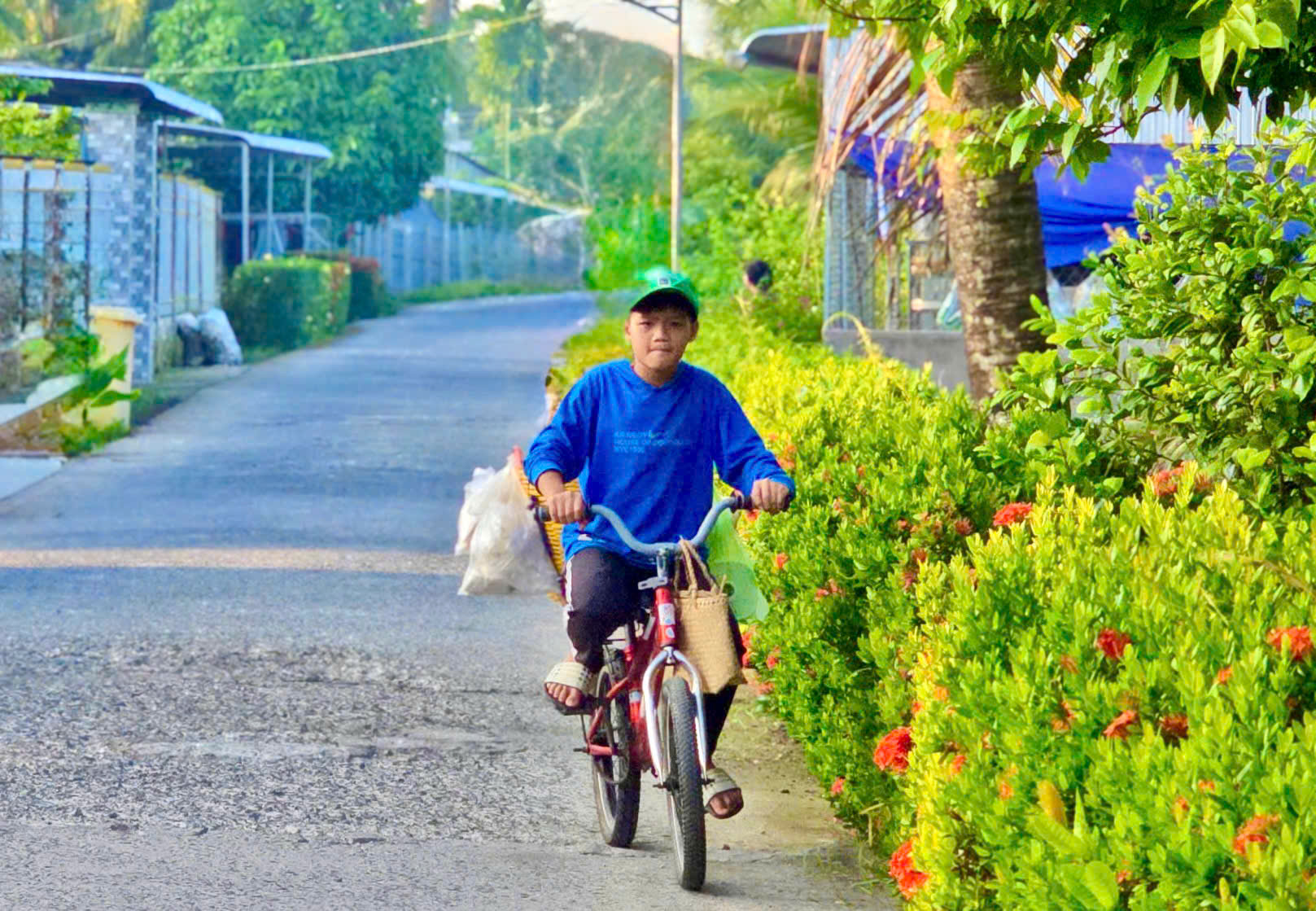 Cứu sống cậu học tr&ograve; ngh&egrave;o sau tai nạn giao th&ocirc;ng tại Cần Thơ - Ảnh 2.