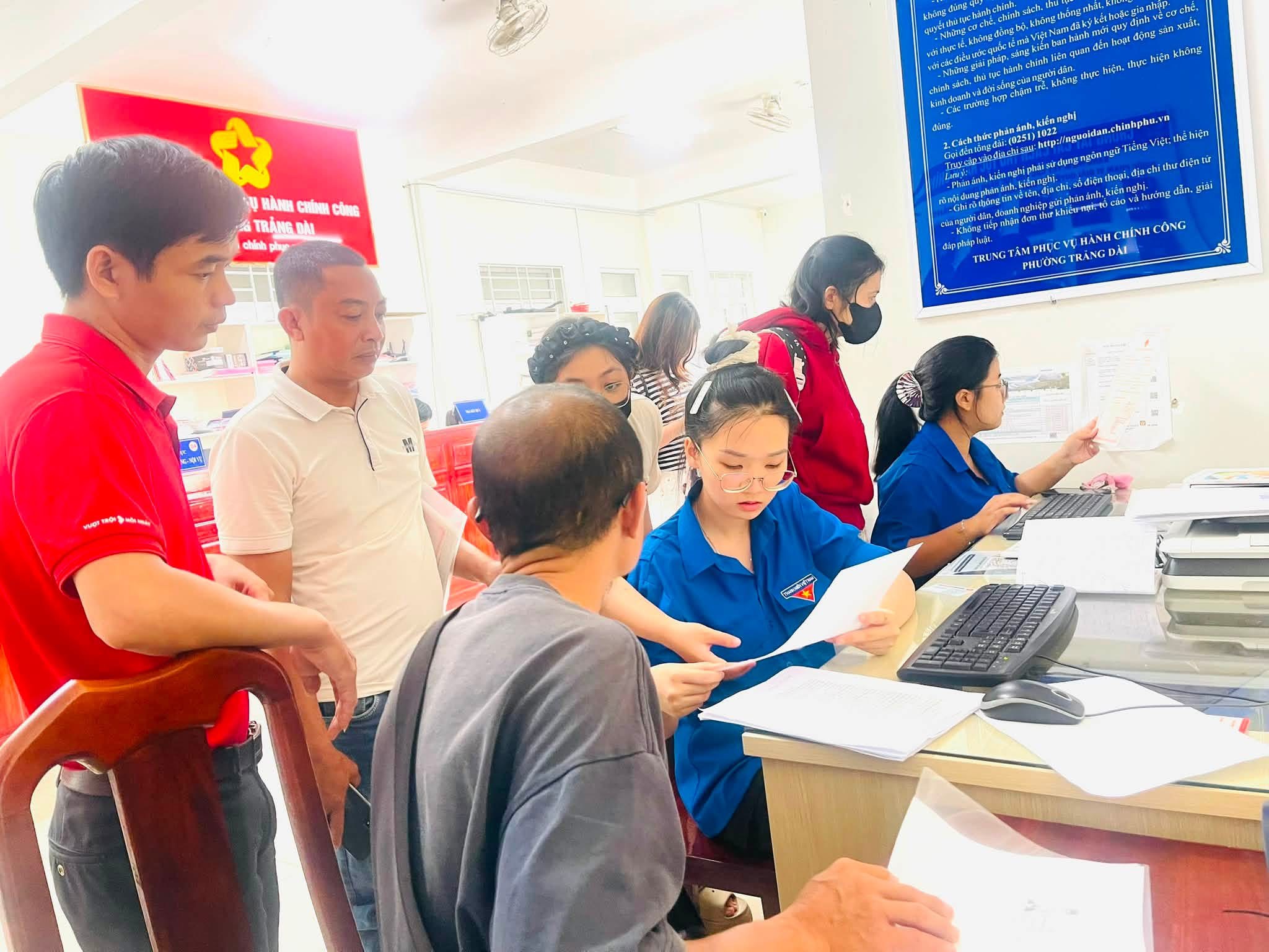 Ch&iacute;nh quyền địa phương 2 cấp: X&atilde; phường chủ động đổi c&aacute;ch l&agrave;m, người d&acirc;n hưởng lợi - Ảnh 1.