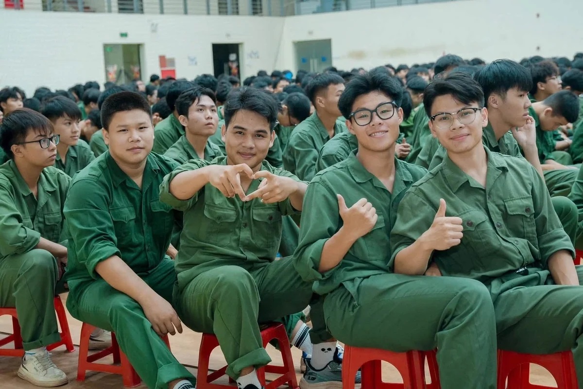 EAUT giảm 50 % học ph&iacute; cho qu&acirc;n nh&acirc;n xuất ngũ năm 2026 tại Cơ sở Bắc Ninh - Ảnh 1.