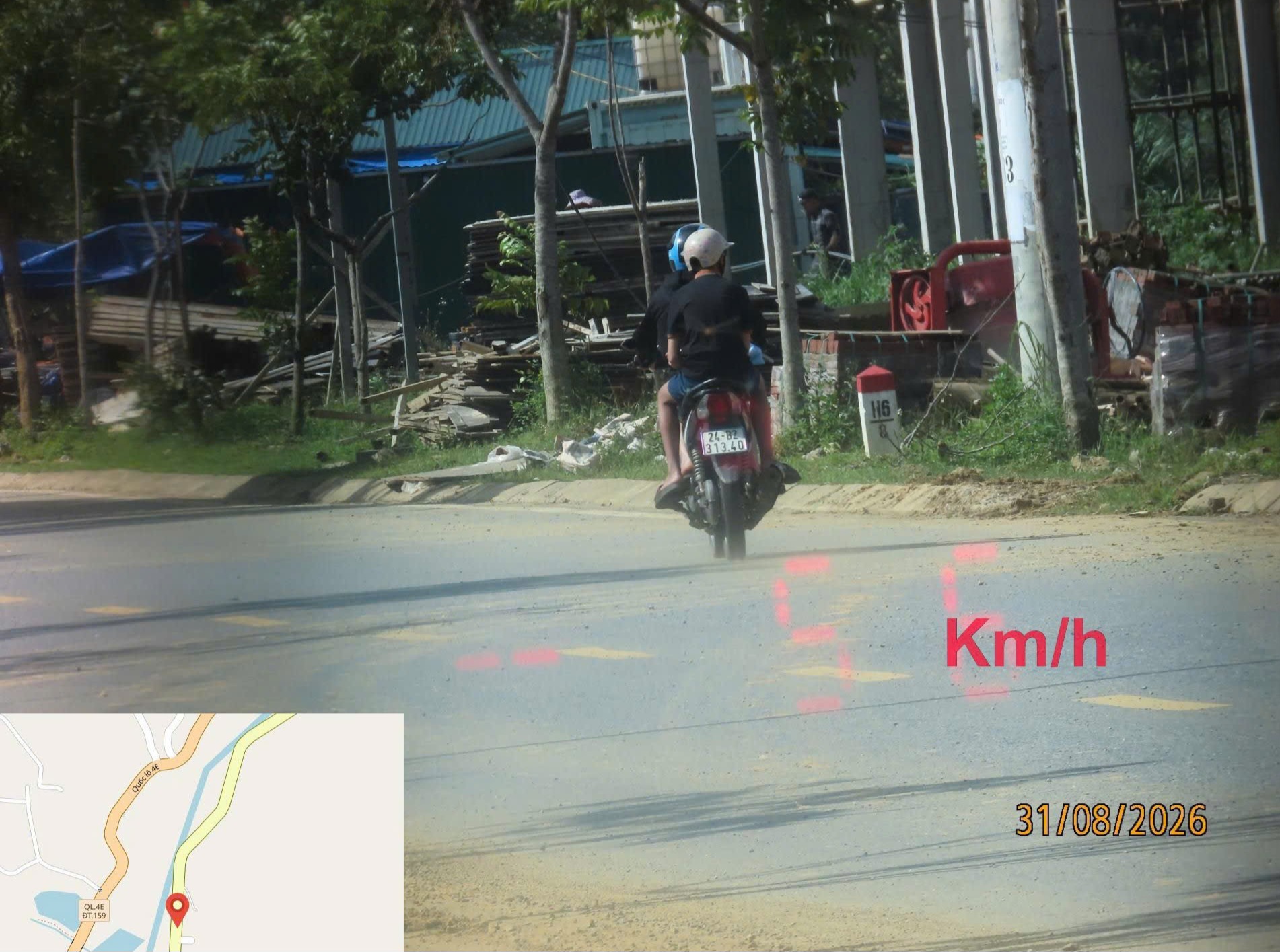 CSGT Lào Cai căng mình đảm bảo ATGT những ngày nghỉ lễ - Ảnh 10.