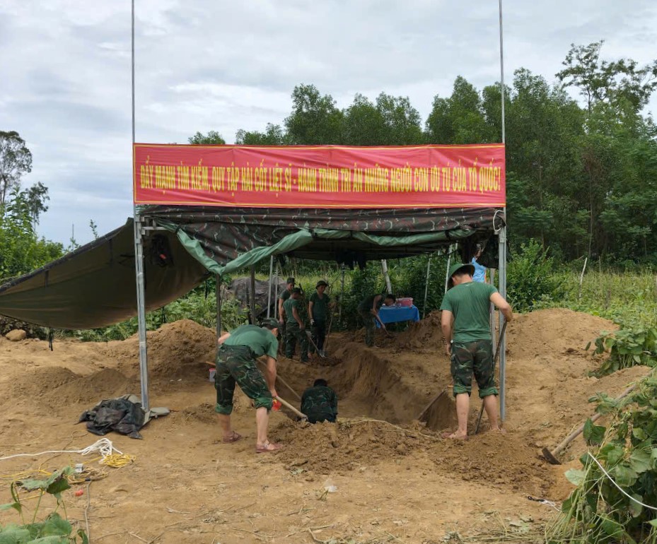 Đà Nẵng quy tập 3 hài cốt liệt sĩ nghi thuộc lực lượng đặc công - Ảnh 1.