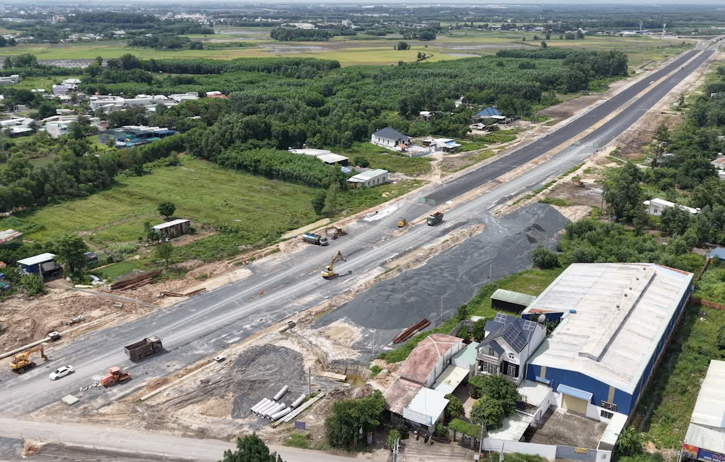 Gỡ điểm nghẽn, th&uacute;c tiến độ đường 25C v&agrave; V&agrave;nh đai 3 để kịp phục vụ s&acirc;n bay Long Th&agrave;nh - Ảnh 2.
