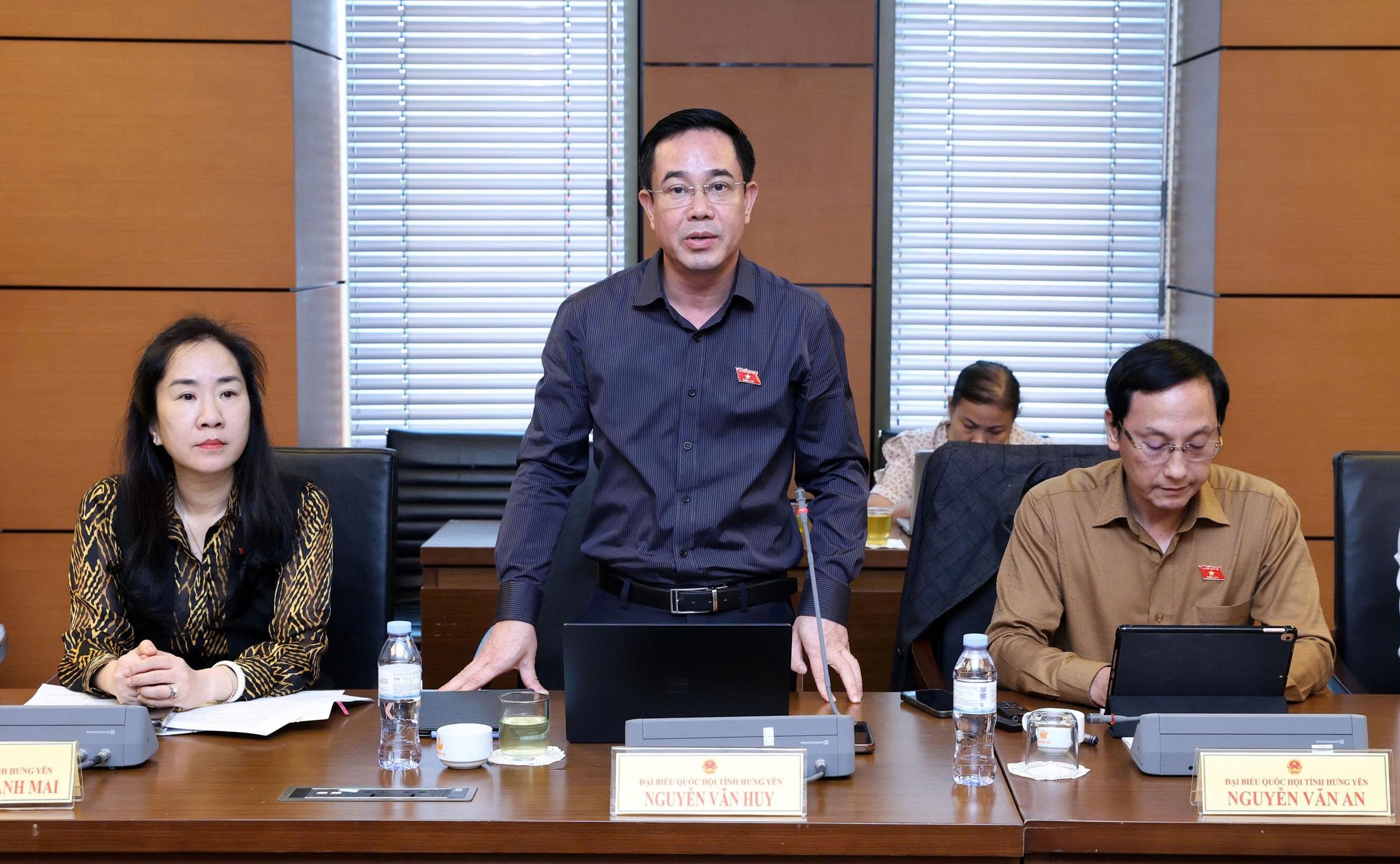 Sửa Luật Xuất bản: Thắt chặt trách nhiệm hậu kiểm, hoàn thiện hành lang pháp lý trong môi trường số - Ảnh 2.