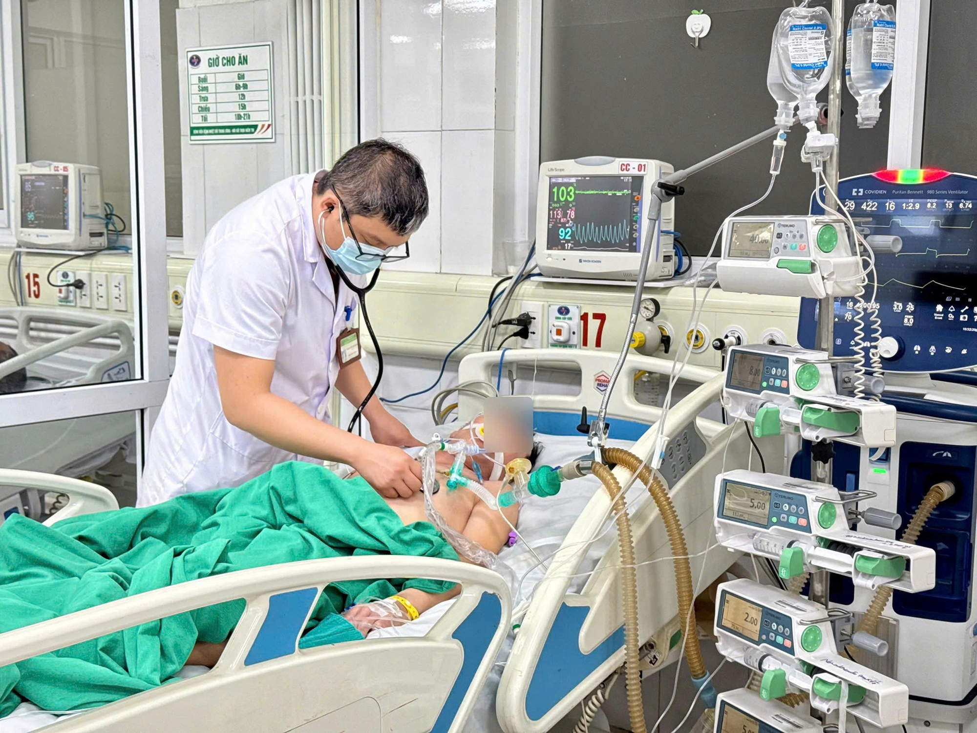 Đừng chủ quan khi mắc c&uacute;m m&ugrave;a - Ảnh 1.