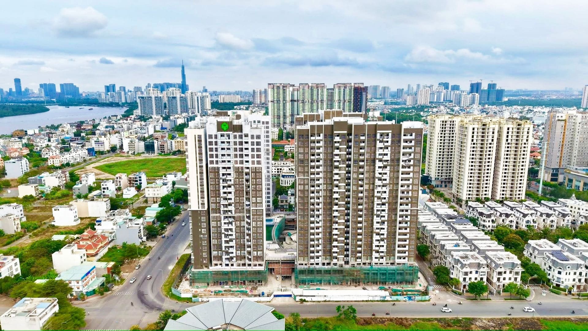 Tháo gỡ khó khăn trong bất động sản 2026 thúc đẩy nguồn cung và tăng trưởng bền vững - Ảnh 3.