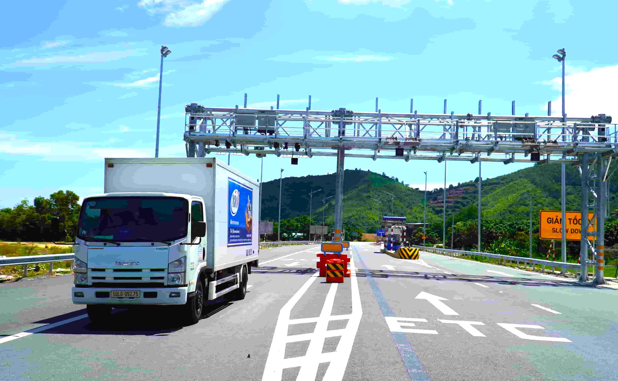 Thu phí cao tốc Quảng Ngãi - Nha Trang từ 14 / 8 / 2026: Những điều cần biết - Ảnh 1.