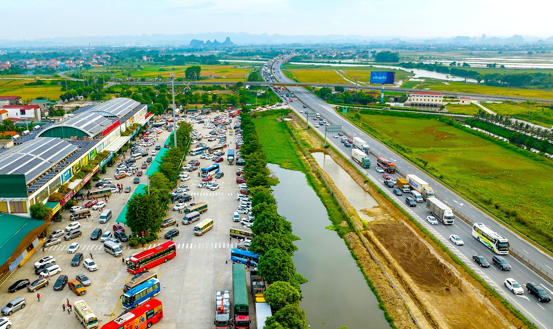 Đề xuất bổ sung cơ chế Nh&agrave; nước đầu tư trạm dừng nghỉ cao tốc - Ảnh 2.