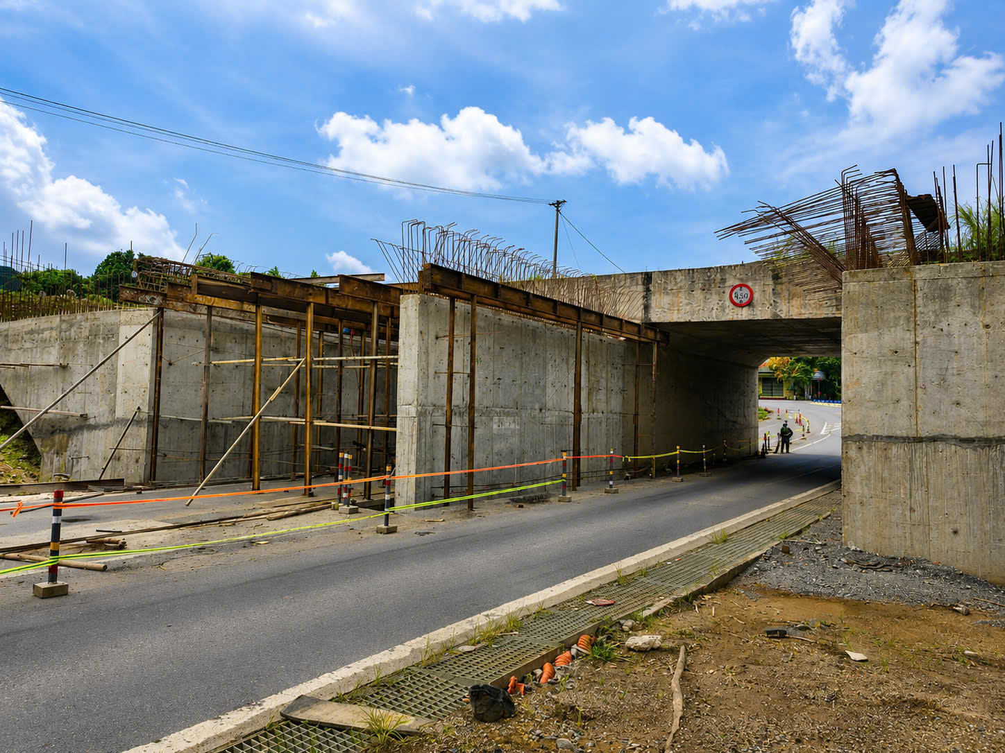 To&agrave;n cảnh đại c&ocirc;ng trường mở rộng cao tốc Nội B&agrave;i - L&agrave;o Cai ra sao? - Ảnh 25.