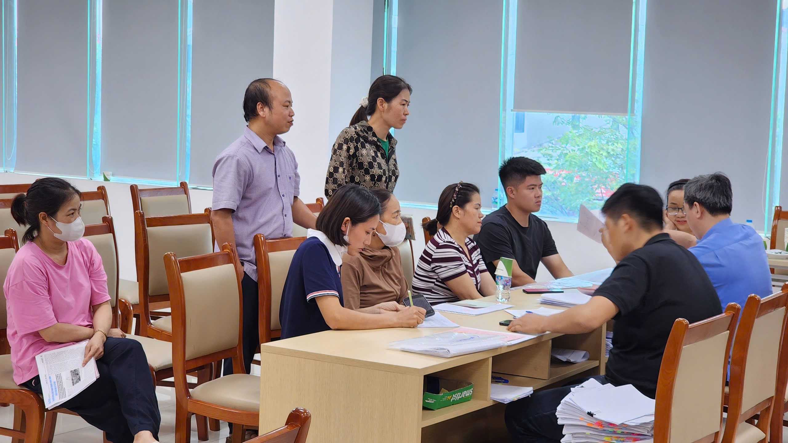 Người d&acirc;n Bắc Ninh nhận tiền bồi thường giải ph&oacute;ng mặt bằng dự &aacute;n đường s&acirc;n bay Gia B&igrave;nh - Ảnh 10.