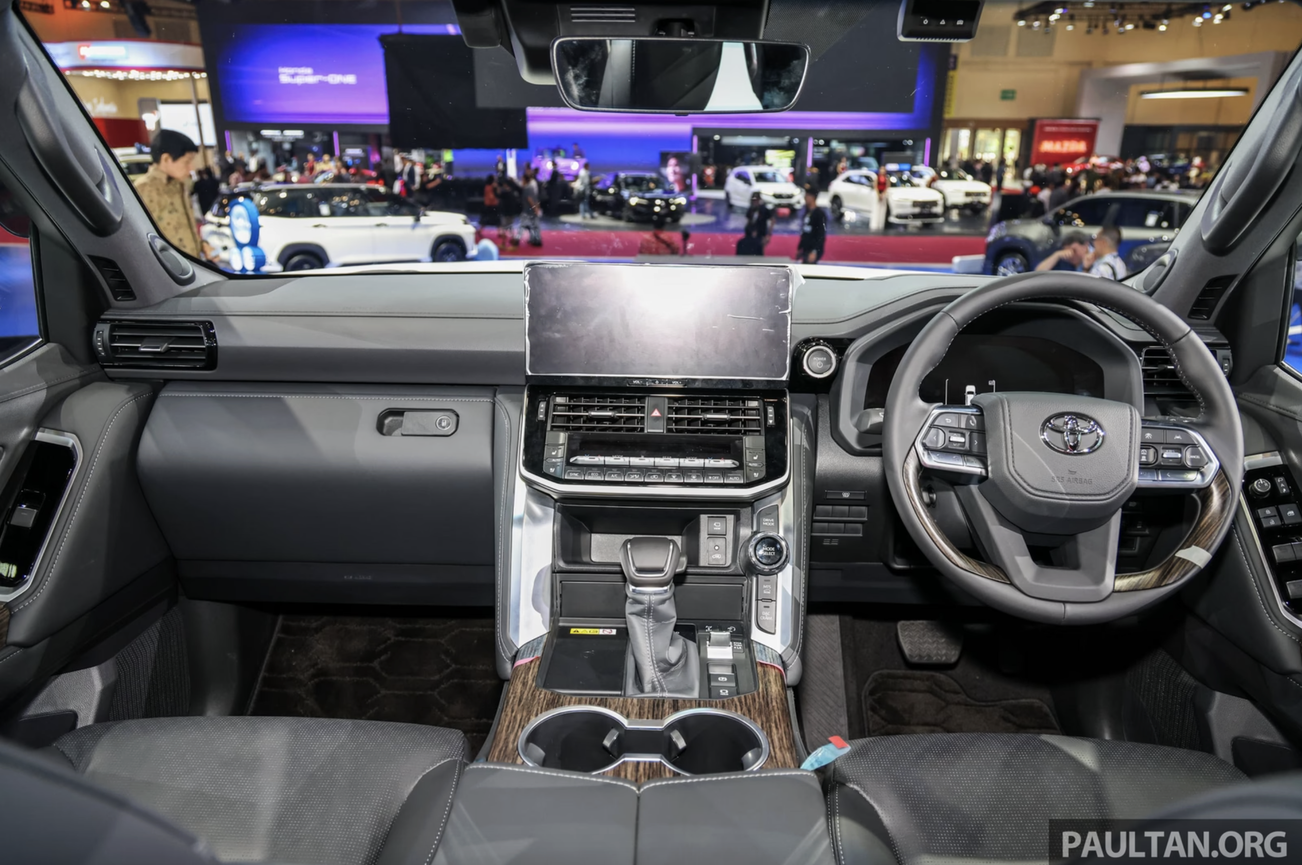 Toyota Land Cruiser hybrid 2026 ra mắt tại Đông Nam Á - Ảnh 7.