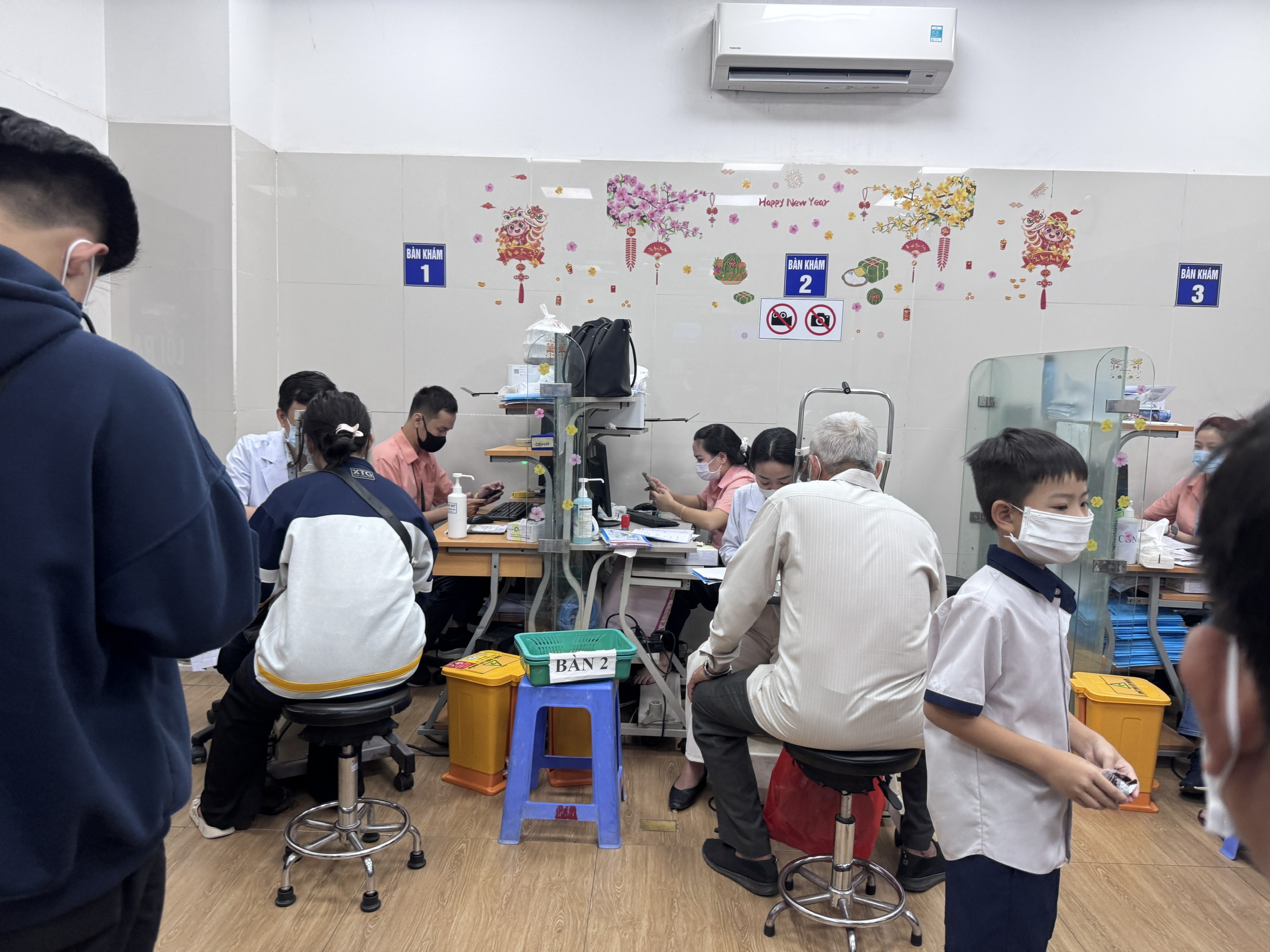 Biến trụ sở d&ocirc;i dư th&agrave;nh trường học, bệnh viện phục vụ người d&acirc;n - Ảnh 7.