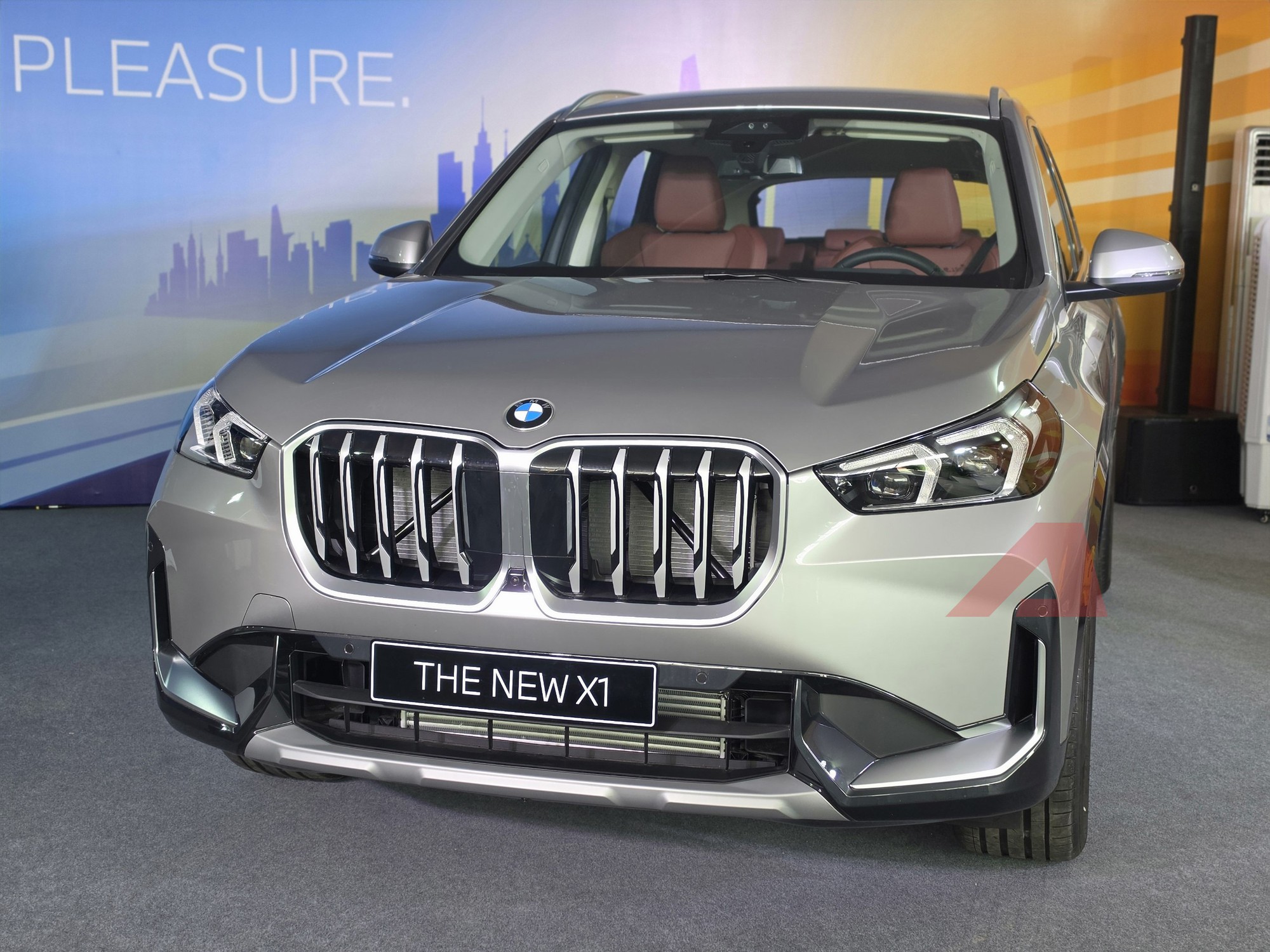 BMW X1 hoàn toàn mới giá chỉ hơn 1,6 tỷ đồng - Ảnh 1.