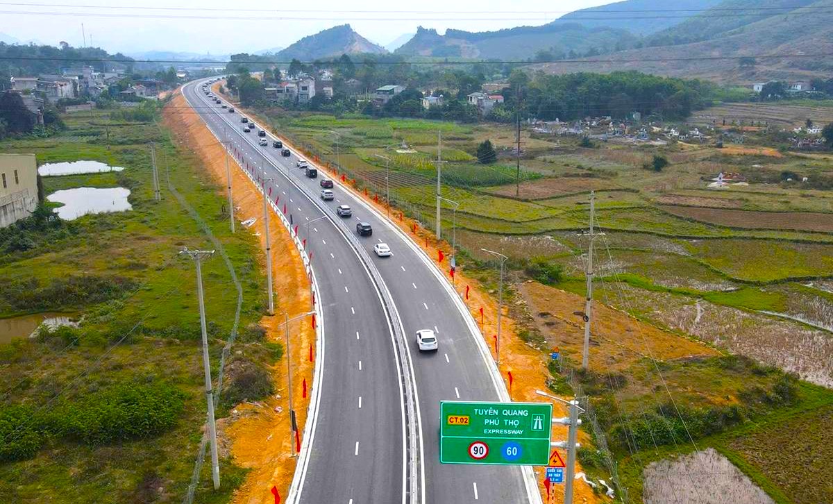 Doanh nghiệp đề xuất mở rộng cao tốc Tuy&ecirc;n Quang - Ph&uacute; Thọ theo PPP - Ảnh 1.
